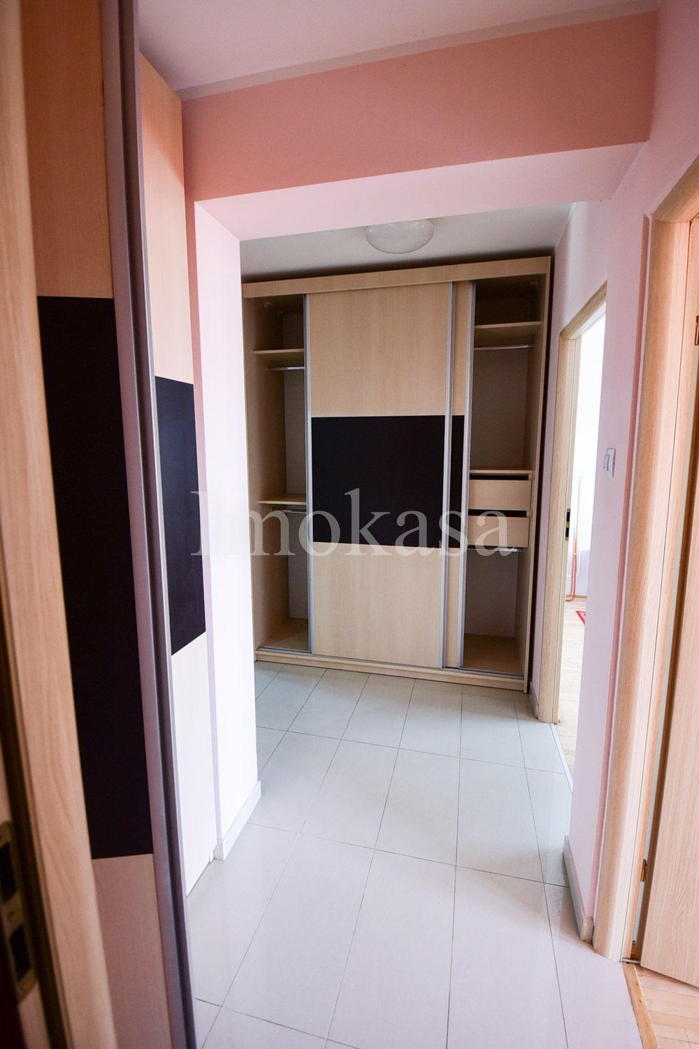 Apartament 3 camere, 2 bai, balcon, zona Politie - 8