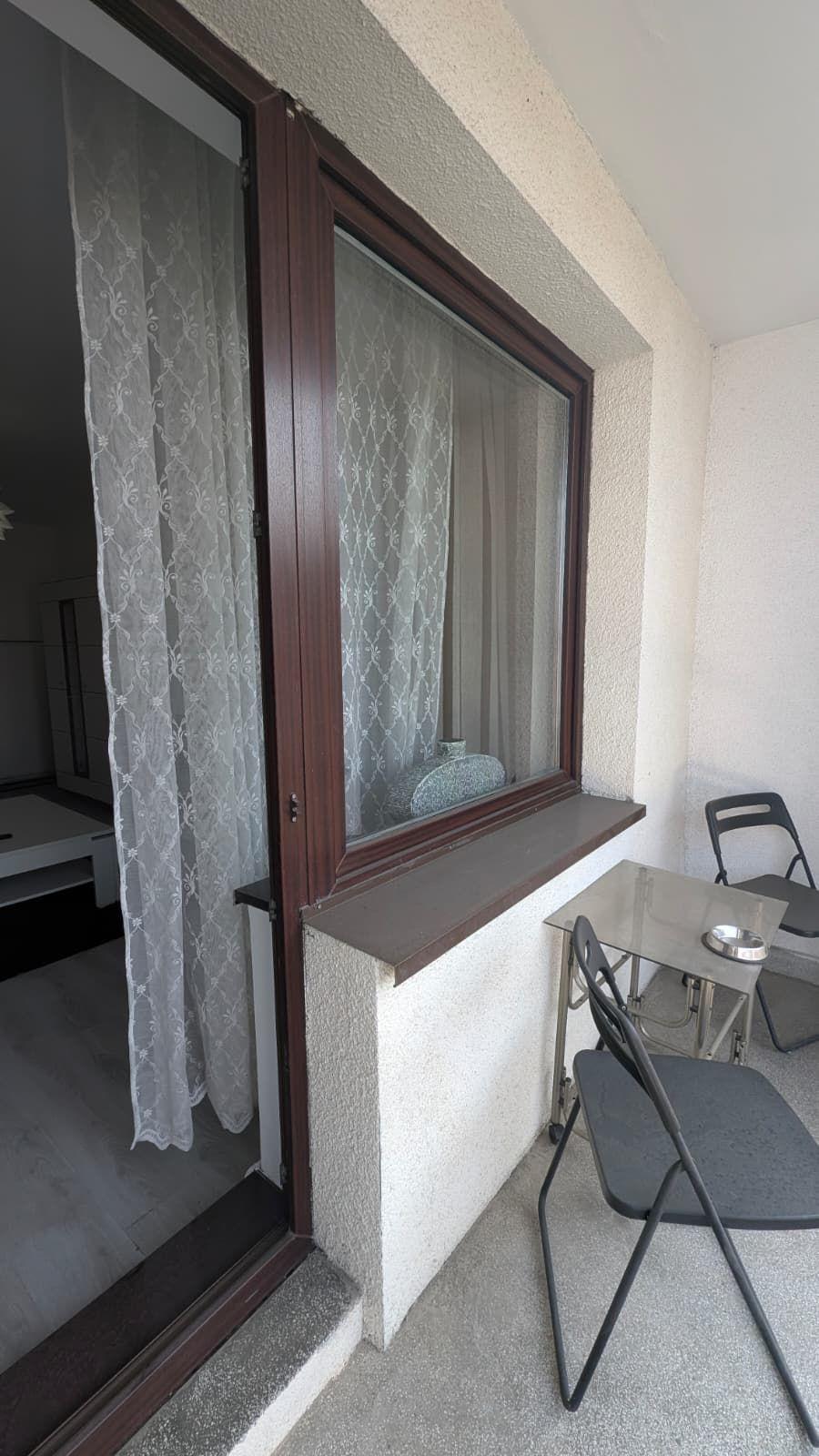 Apartament 3 camere, 2 bai, balcon, zona Politie - 3