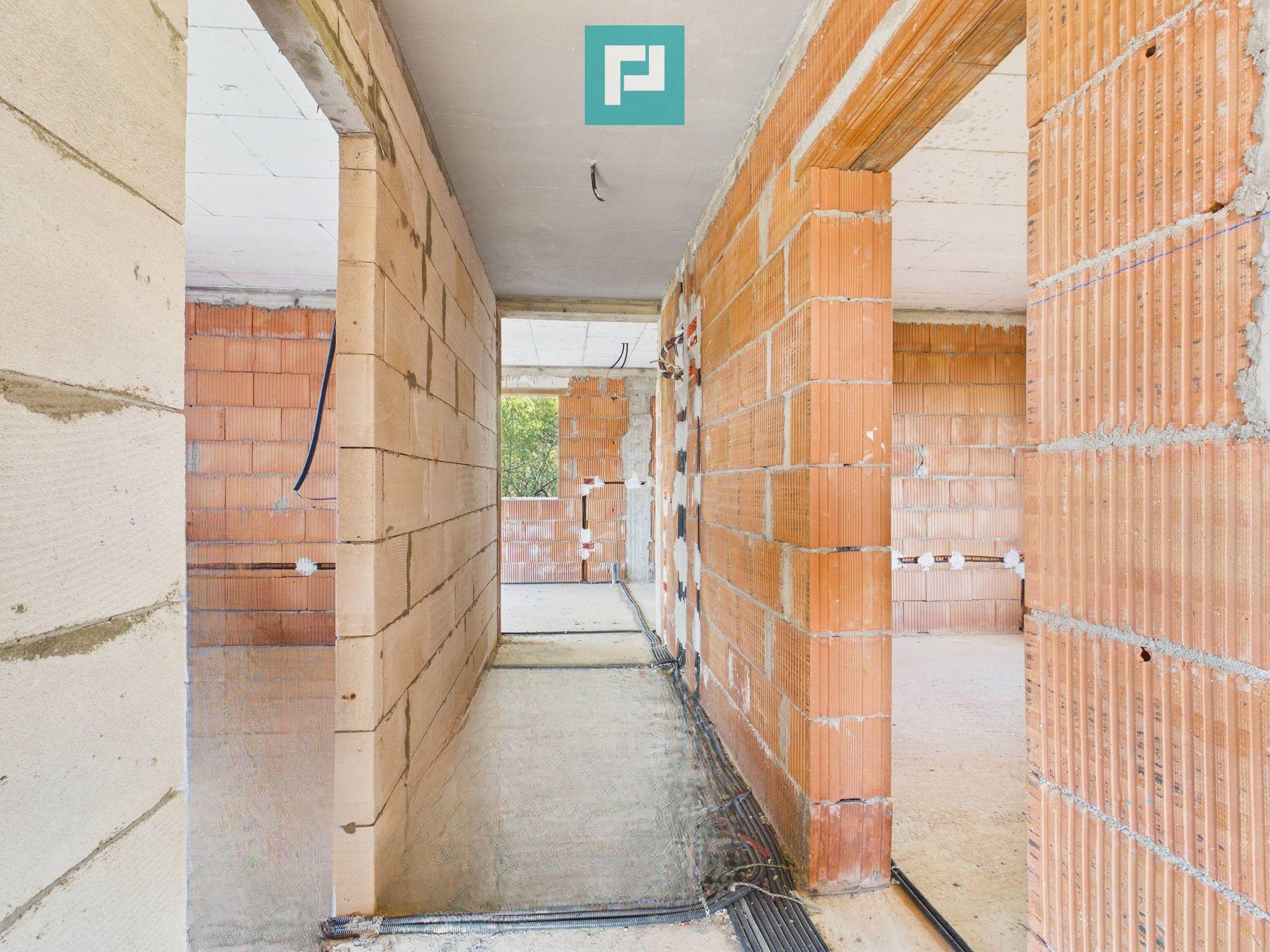 Casă individuală la cheie in Utvin - 10