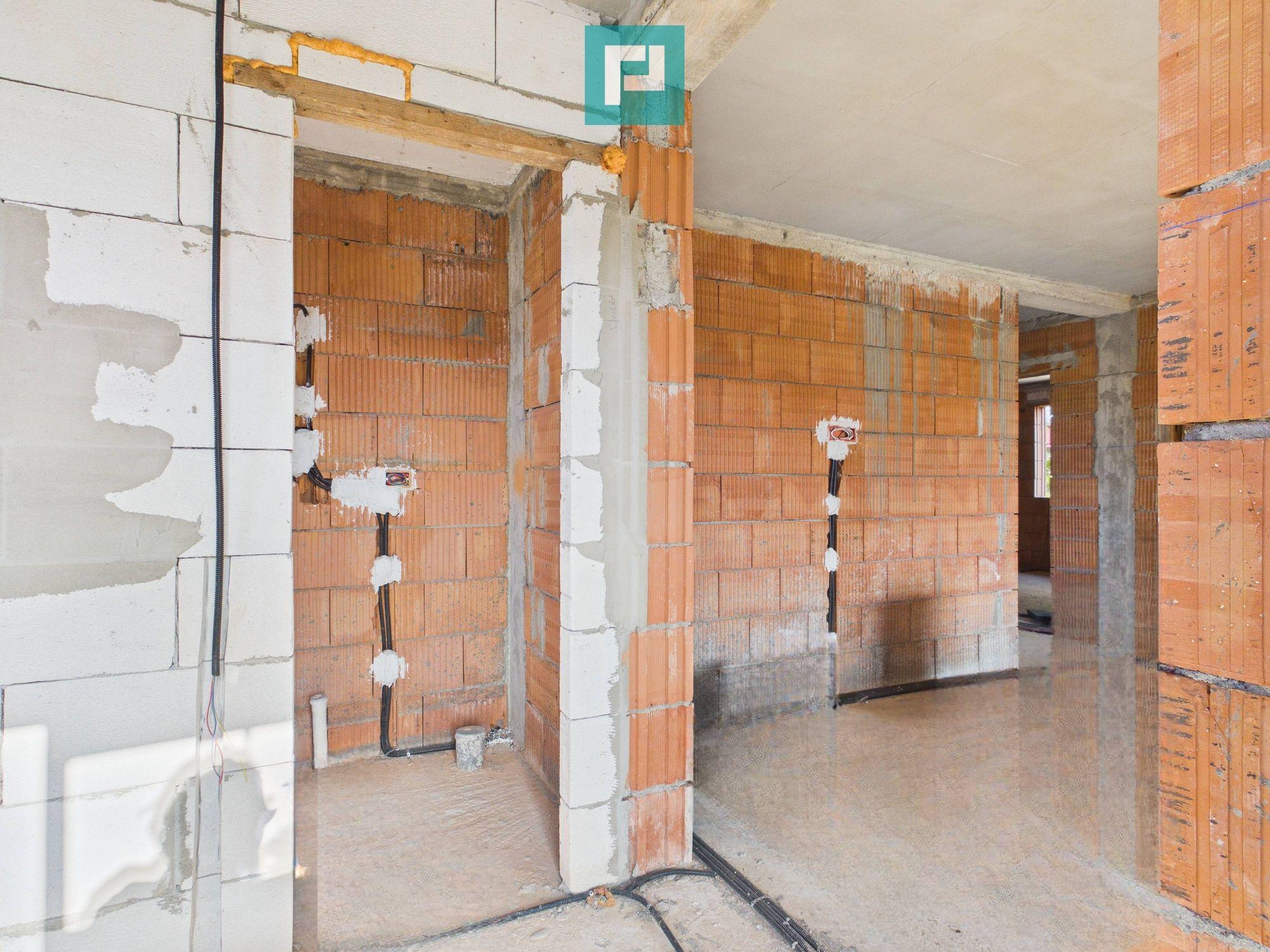 Casă individuală la cheie in Utvin - 9