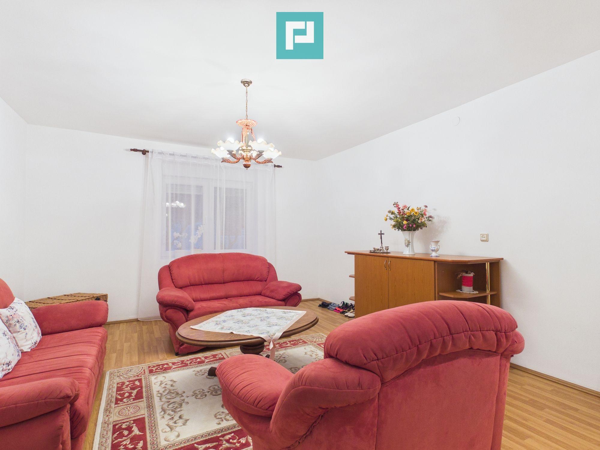 Casă 2 corpuri și 5 camere ultracentral în Curtici - 2