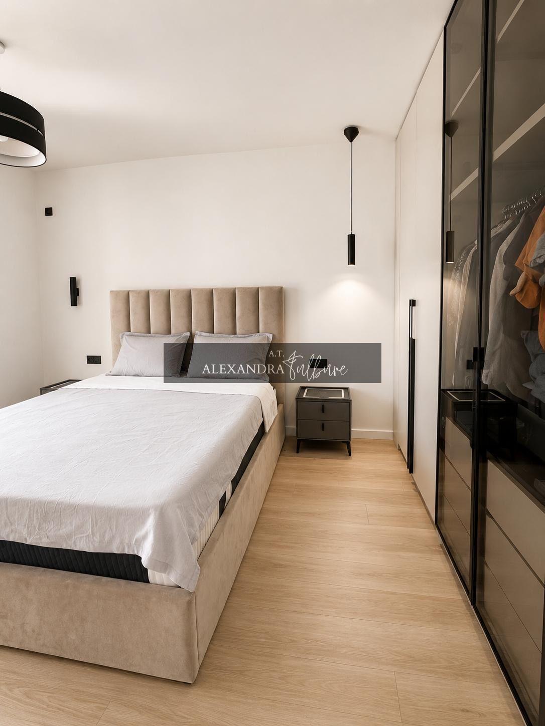 Apartament 3 camere, 2 bai, 75 mp, terasa 82 mp, garaj - 7
