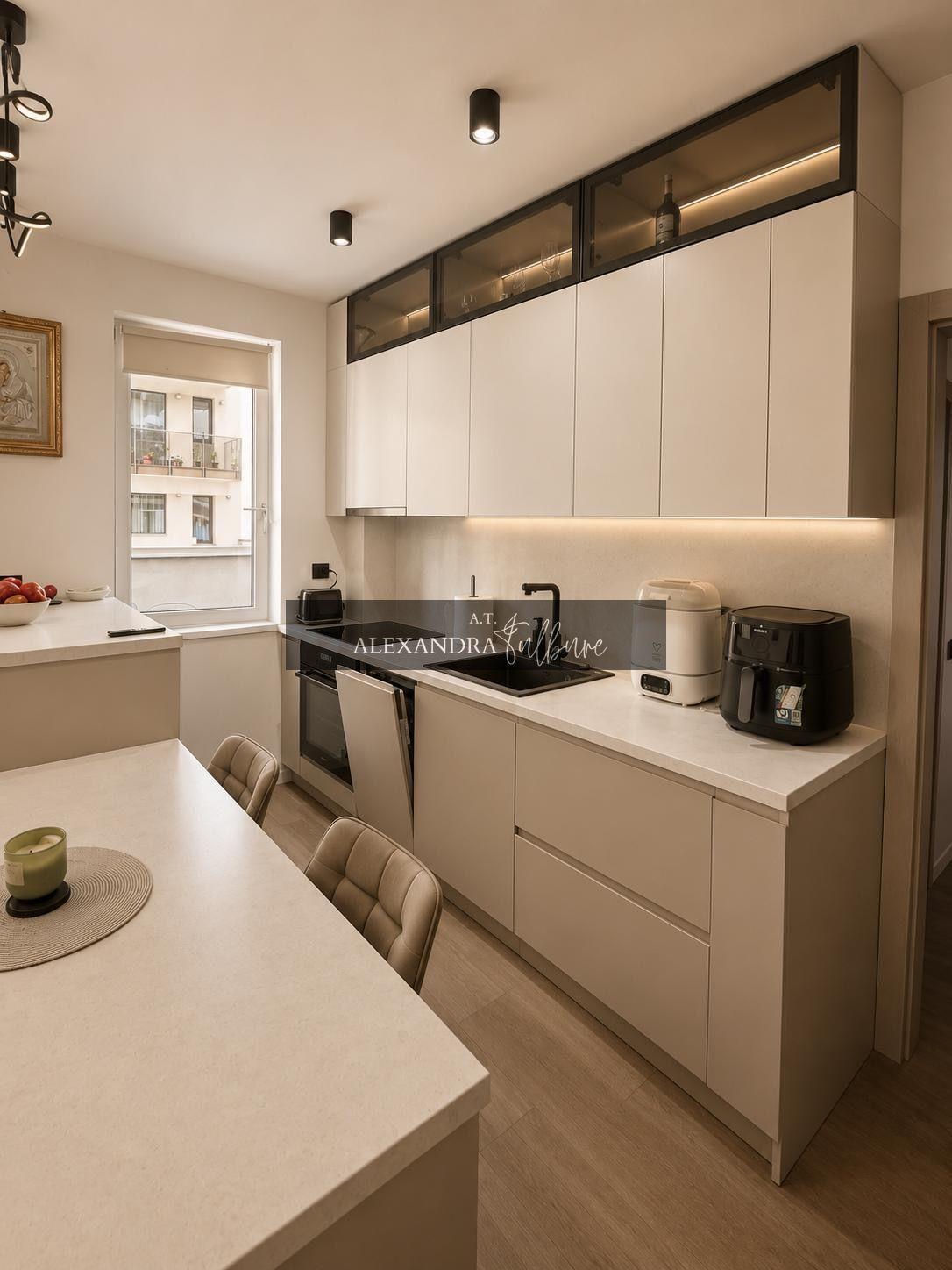Apartament 3 camere, 2 bai, 75 mp, terasa 82 mp, garaj - 2