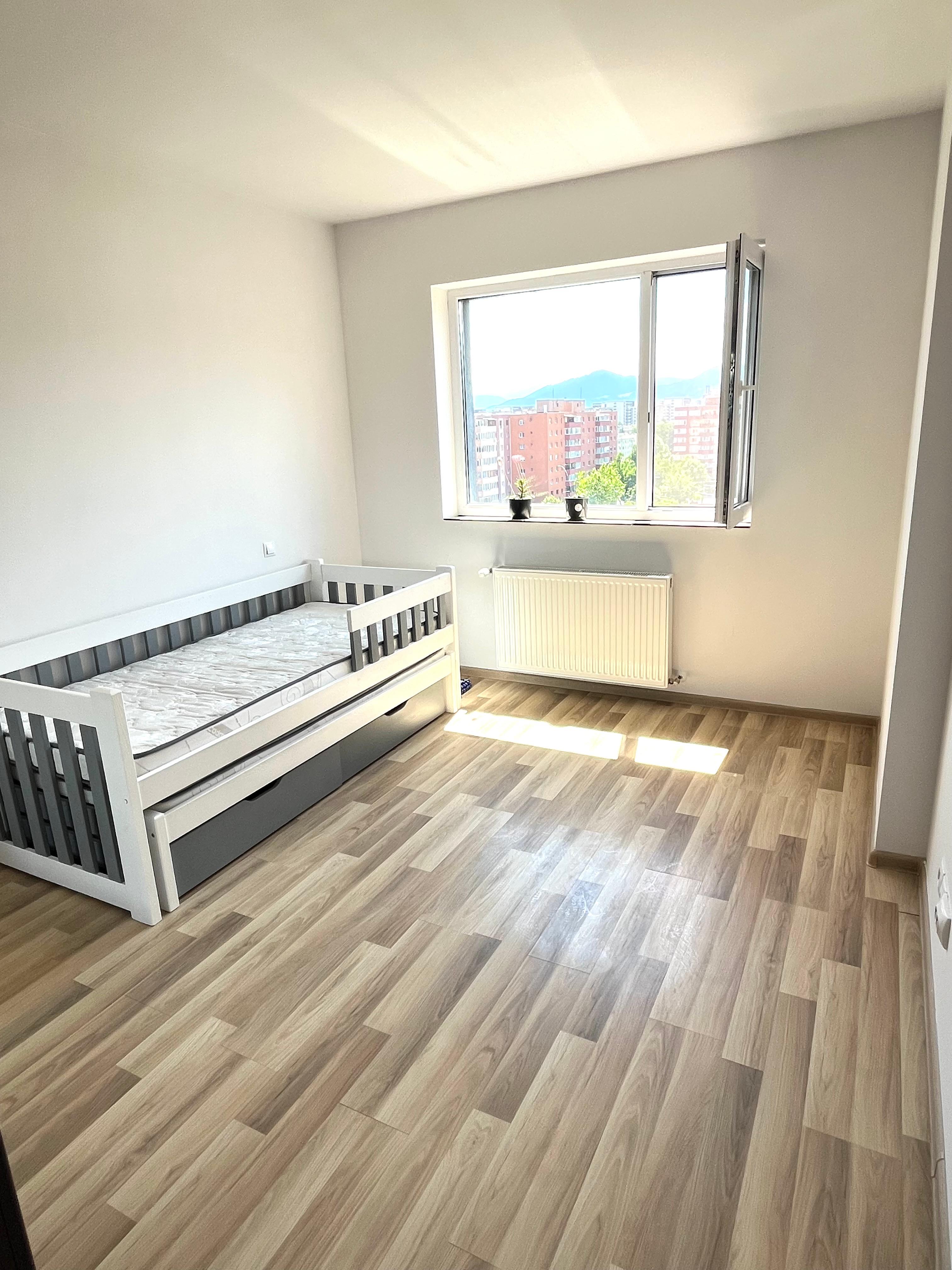 2-Bedroom Apartment for Sale | Alphaville Răcădău | Panoramic Mountain View & Private Parking - 5