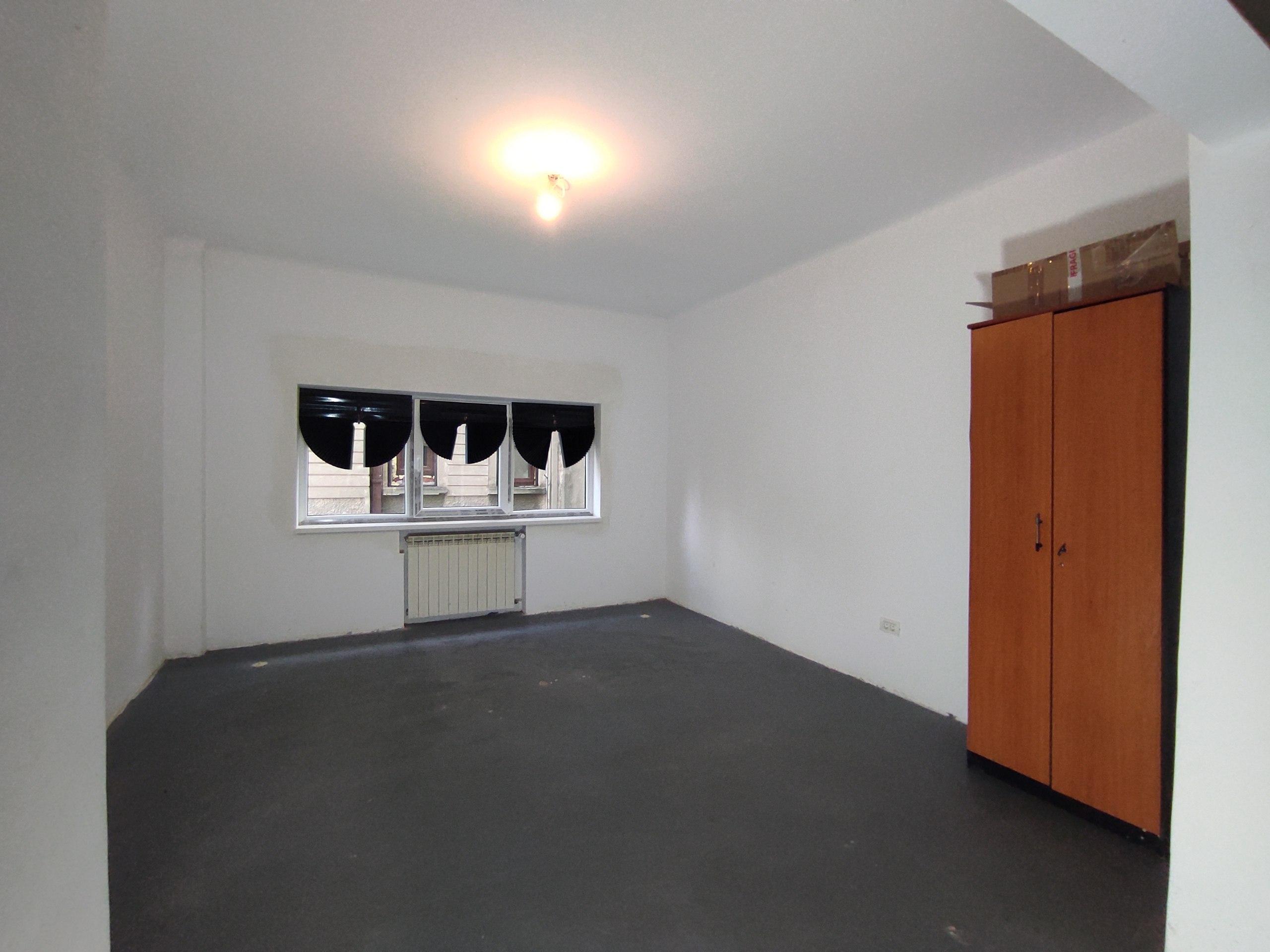 Apartament 4 camere, bloc interbelic solid (1936), etaj 1, zona Hala Traian - 5
