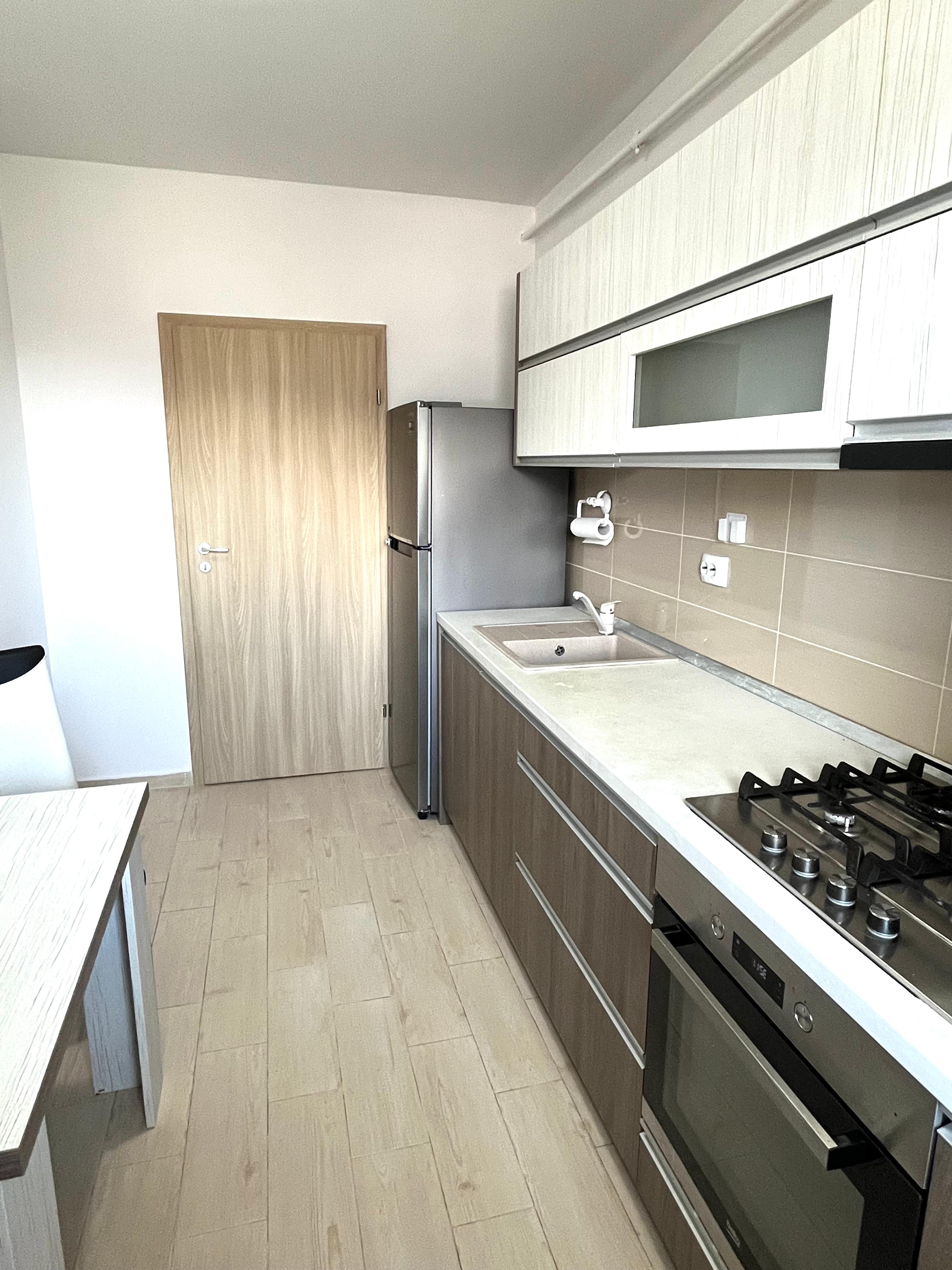 2-Bedroom Apartment for Sale | Alphaville Răcădău | Panoramic Mountain View & Private Parking - 4