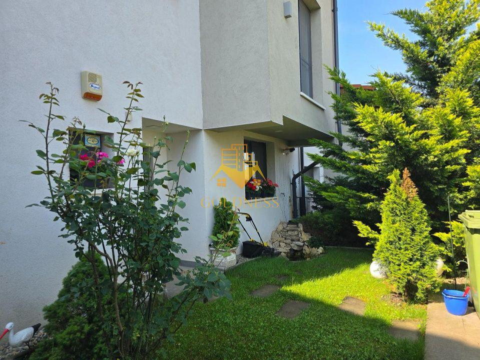 Casă modernă de vânzare, curte, 6 camere, parcare, Zona Vivo, Florești - 1