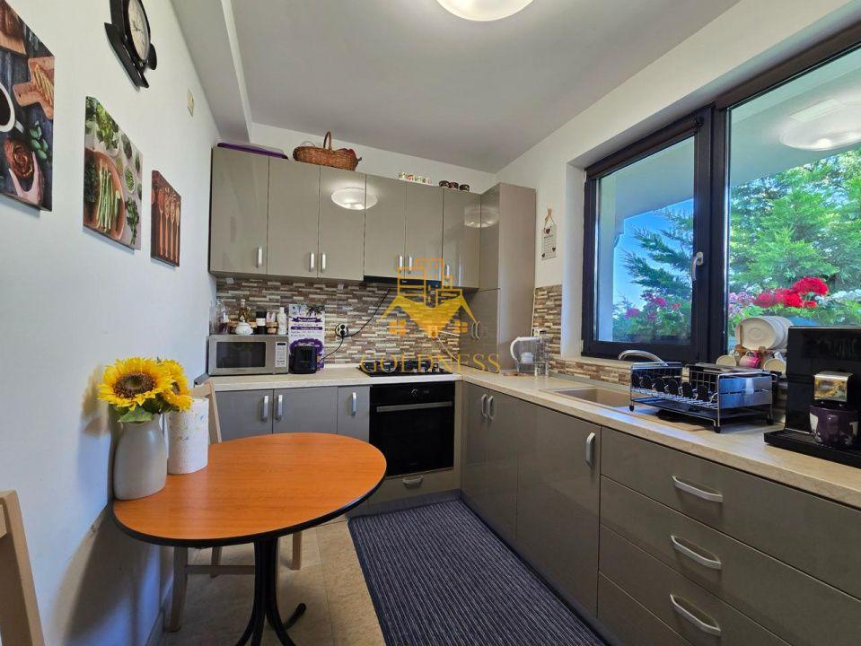 Casă modernă de vânzare, curte, 6 camere, parcare, Zona Vivo, Florești - 7