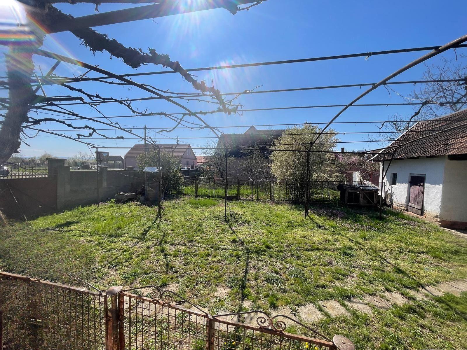 Casă tradițională la sat +teren 1.500 mp. Sat Săbolciu-47.000euro neg - 4