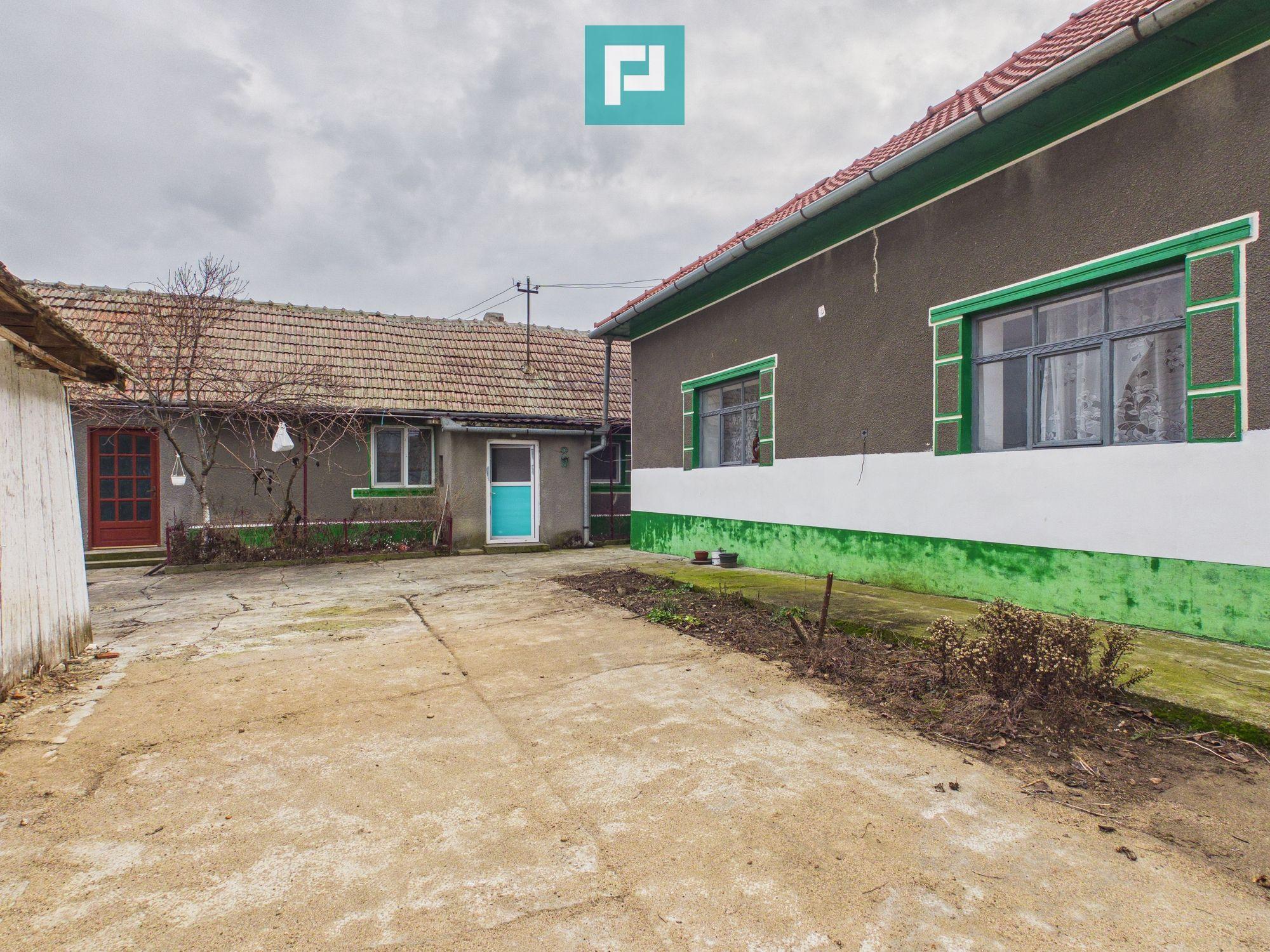 Casă cu 3 camere și teren de 1400 mp în Mișca - 11