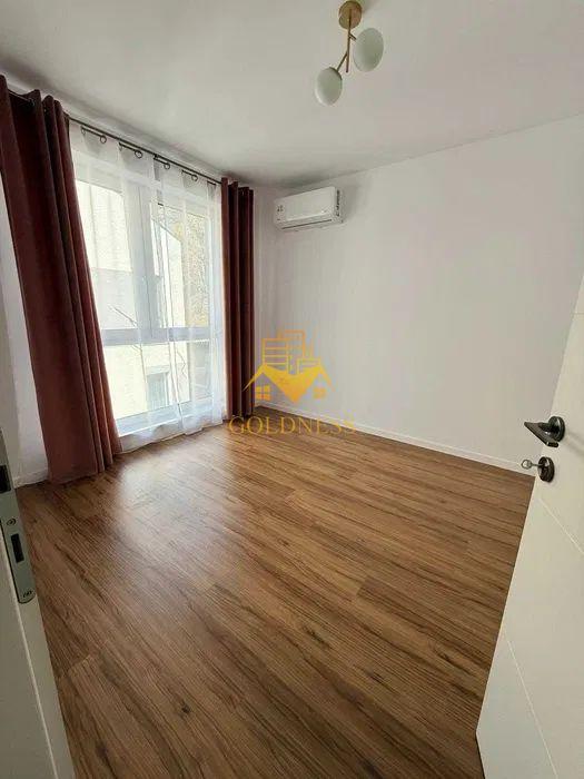 Duplex lux, de închiriat, 5 camere, parcare, curte, terasă,220mp teren - 2
