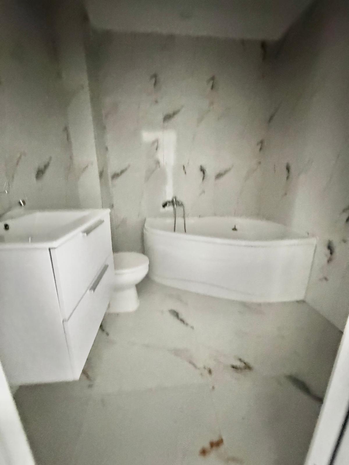 Garsoniera cartier Militari Residence- mutare imediata!! - 8