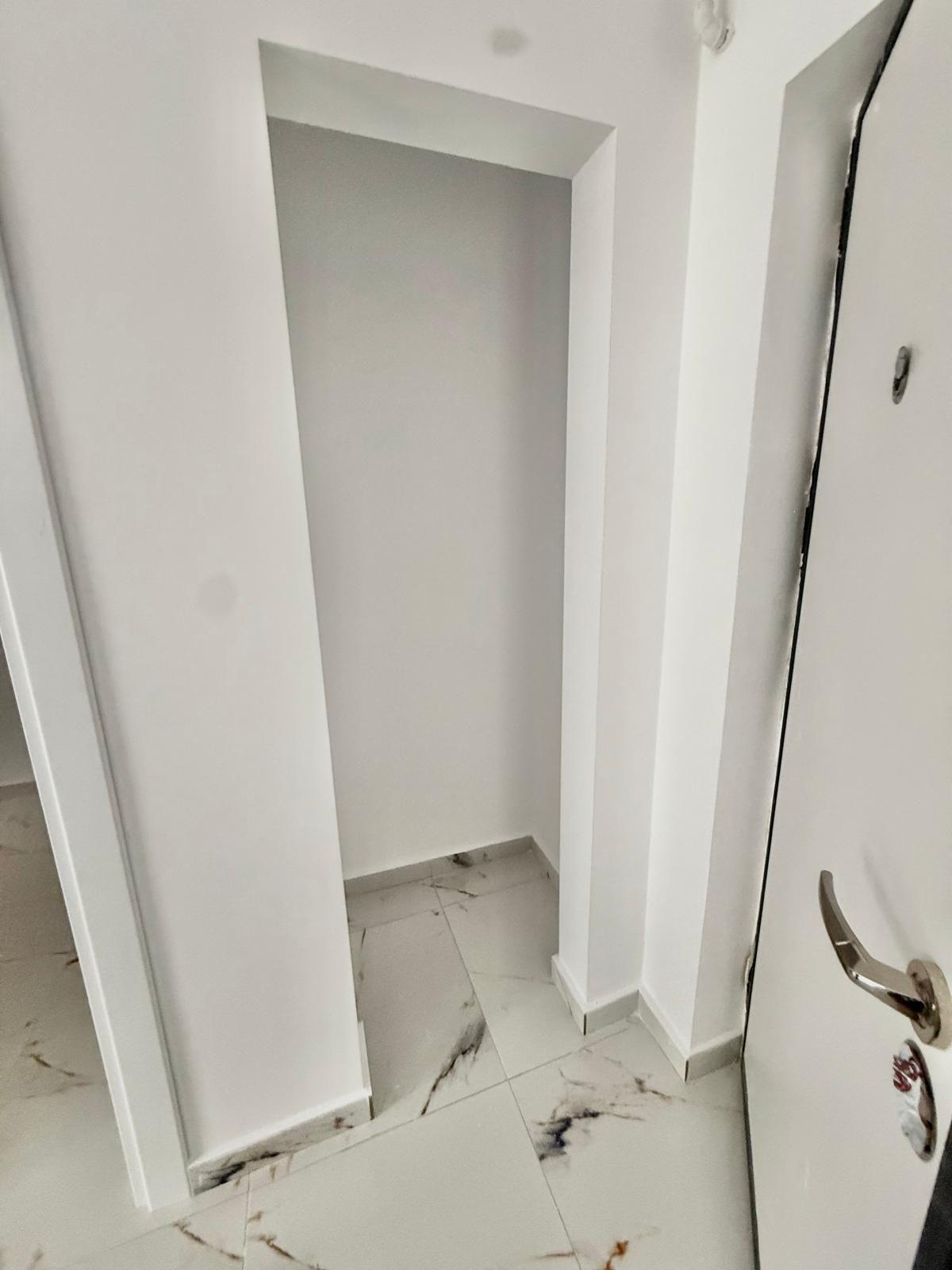 Garsoniera cartier Militari Residence- mutare imediata!! - 7