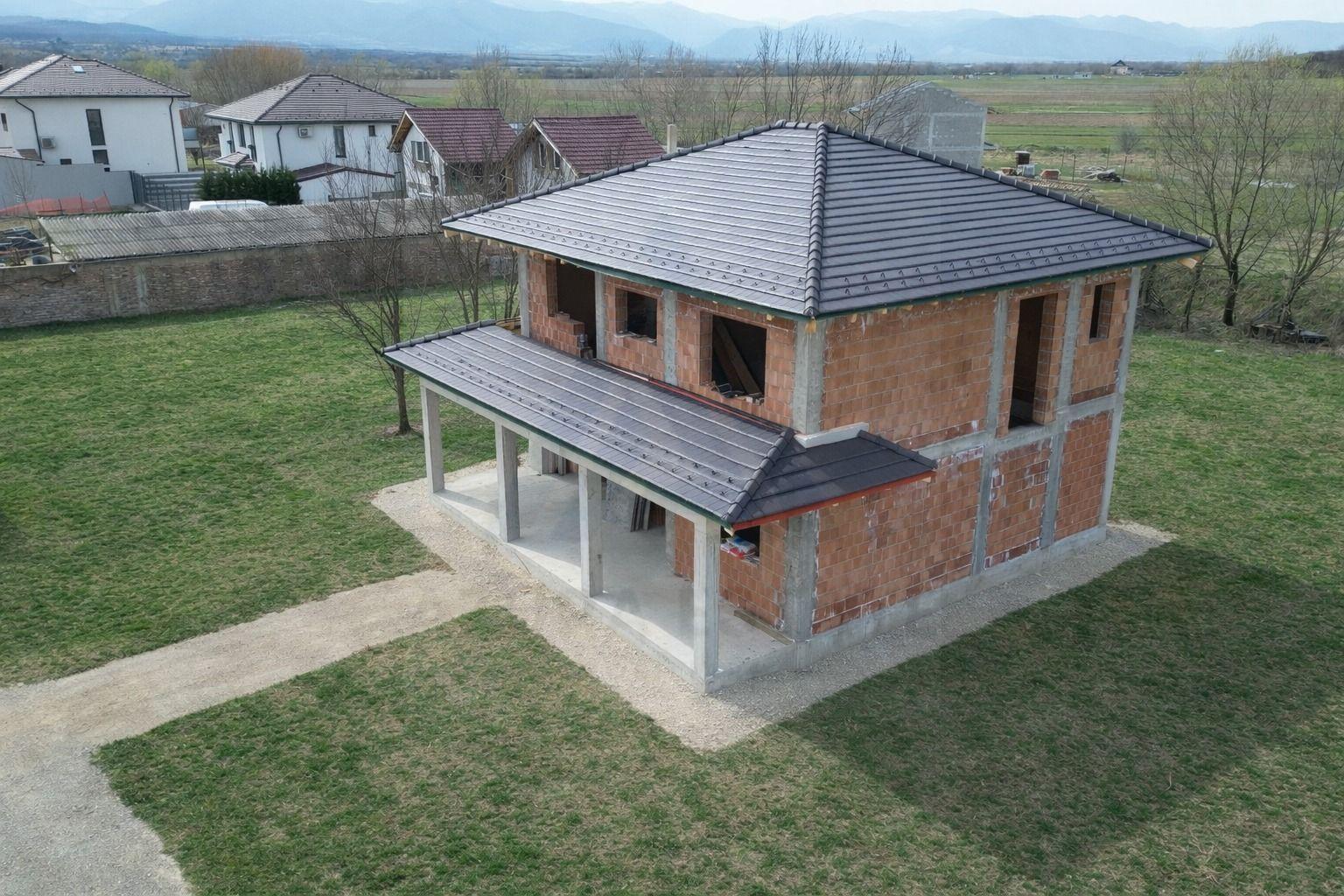 Casa individuala la rosu 146 mp utili P+1 si teren 760 mp in Turnisor - 1