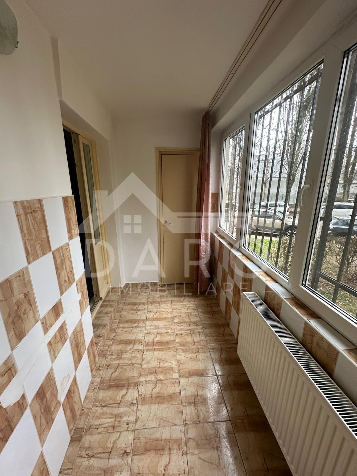 🏠 Ocazie! Apartament 2 camere cu balcon închis - 4
