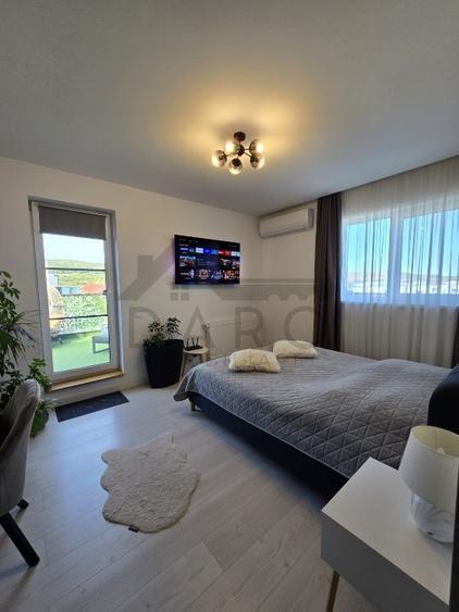 Penthouse 120 mp cu terase generoase - 10