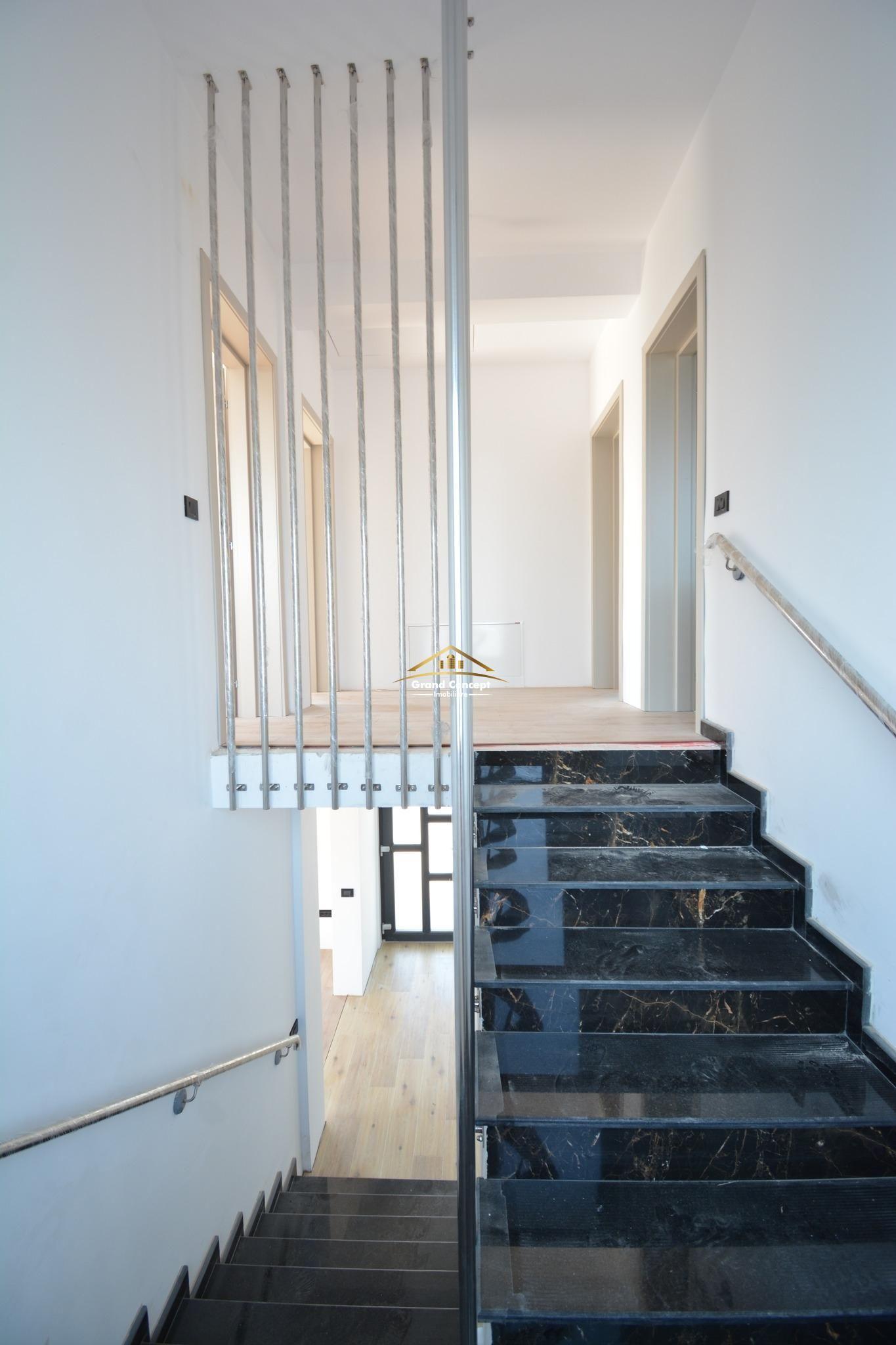 Casa, 4 camere, 130 mp, Valea Lupului €345.000 Cod Oferta: 11592 - 5