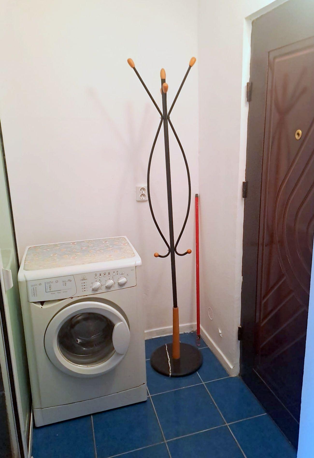 Apartament cu o camera de inchiriat – Micro 38, etaj intermediar - 3