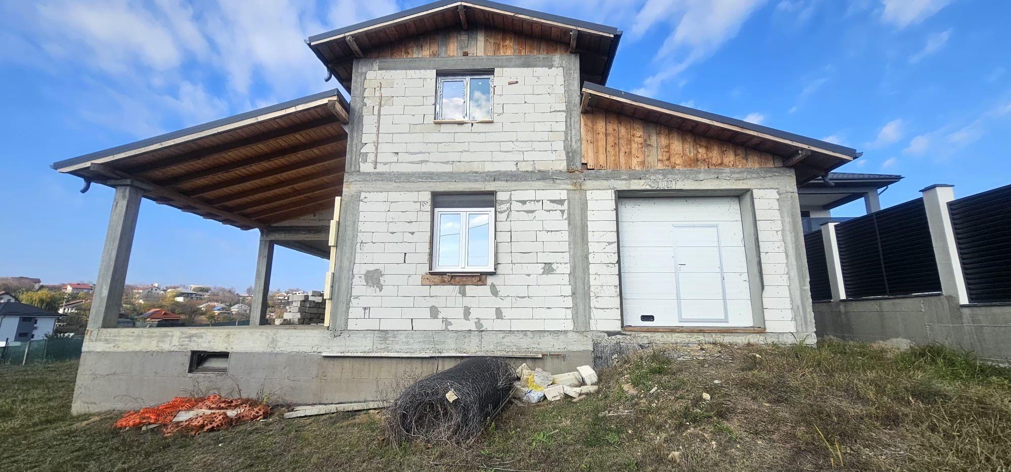 Casa la rosu Bariera Traian, teren 896 mp, COMISION 0% - 2