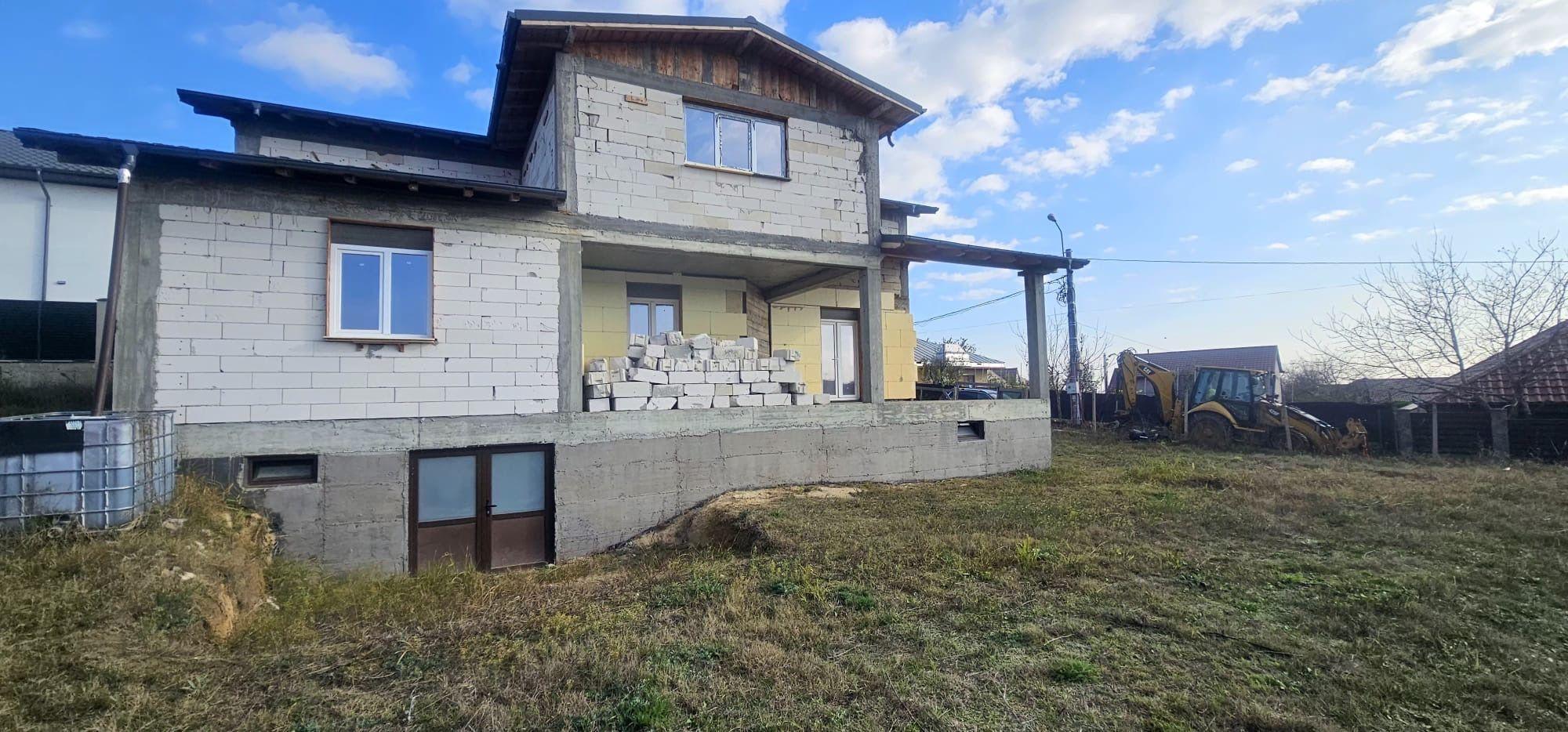 Casa la rosu Bariera Traian, teren 896 mp, COMISION 0% - 3