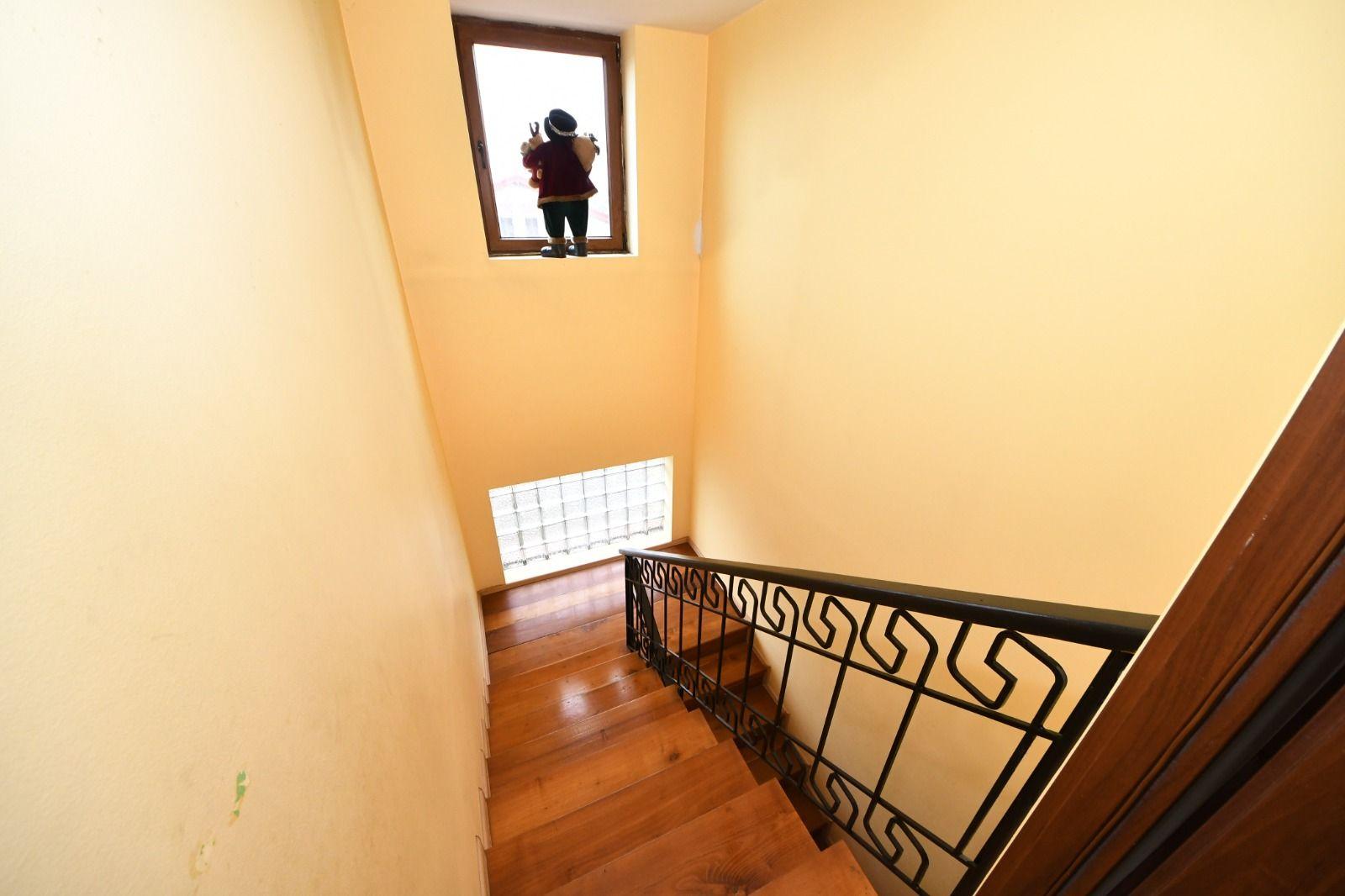 Vila spatioasa, pretabil pentru locuit/clinica, zona Micro 17 – Galati - 16