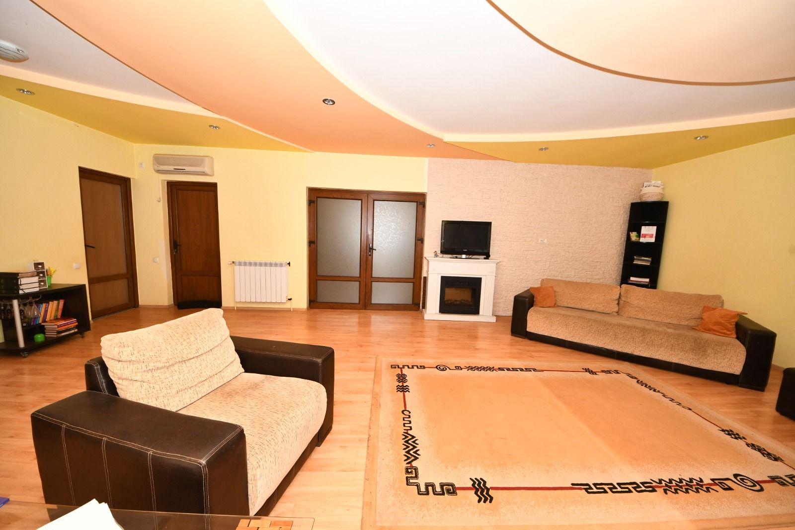 Vila spatioasa, pretabil pentru locuit/clinica, zona Micro 17 – Galati - 7