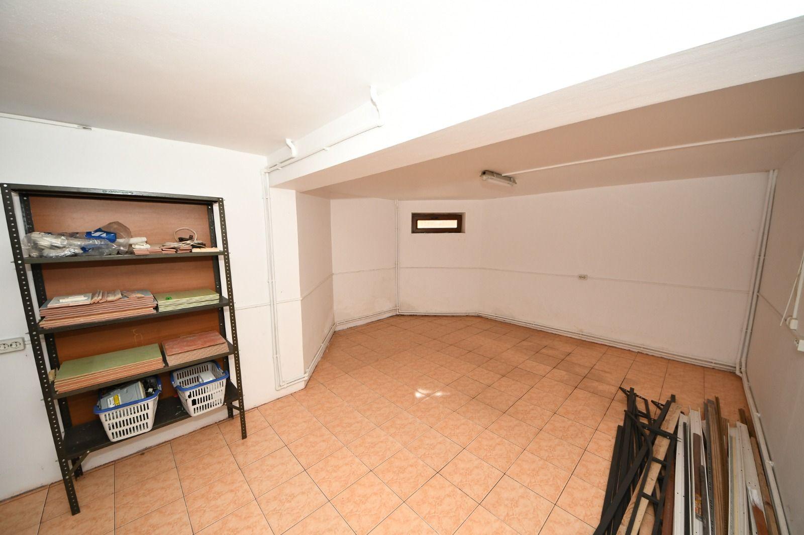 Vila spatioasa, pretabil pentru locuit/clinica, zona Micro 17 – Galati - 22