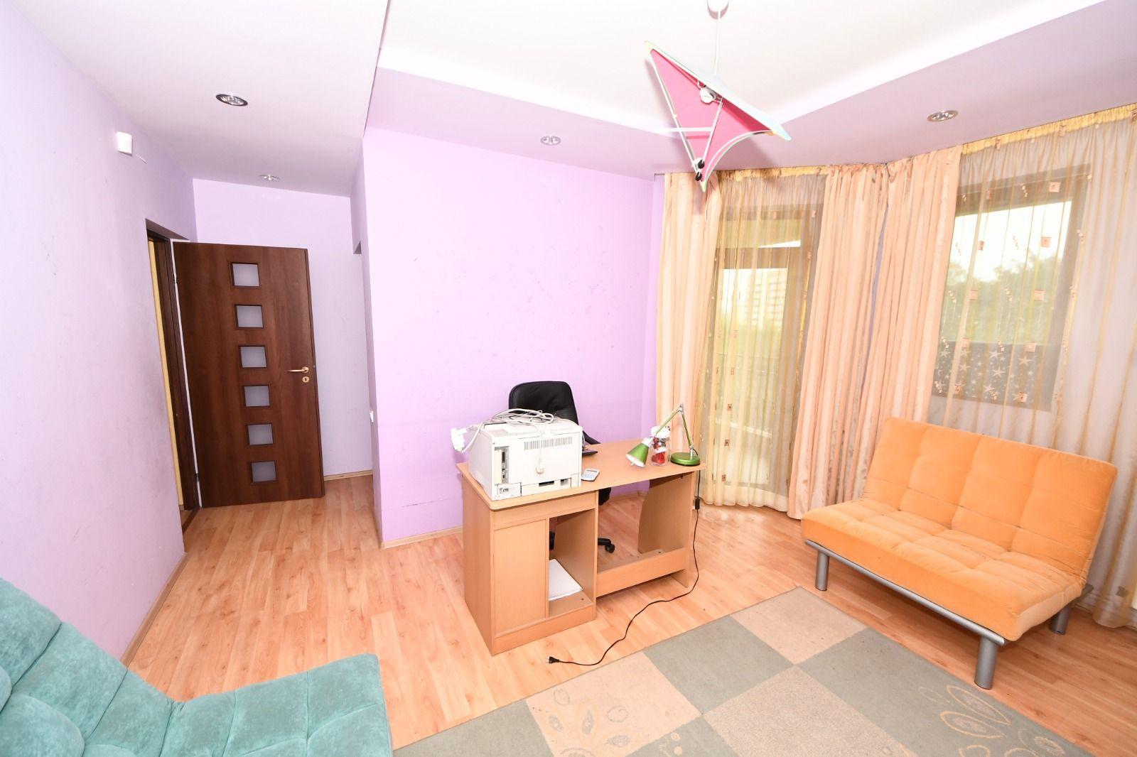 Vila spatioasa, pretabil pentru locuit/clinica, zona Micro 17 – Galati - 15