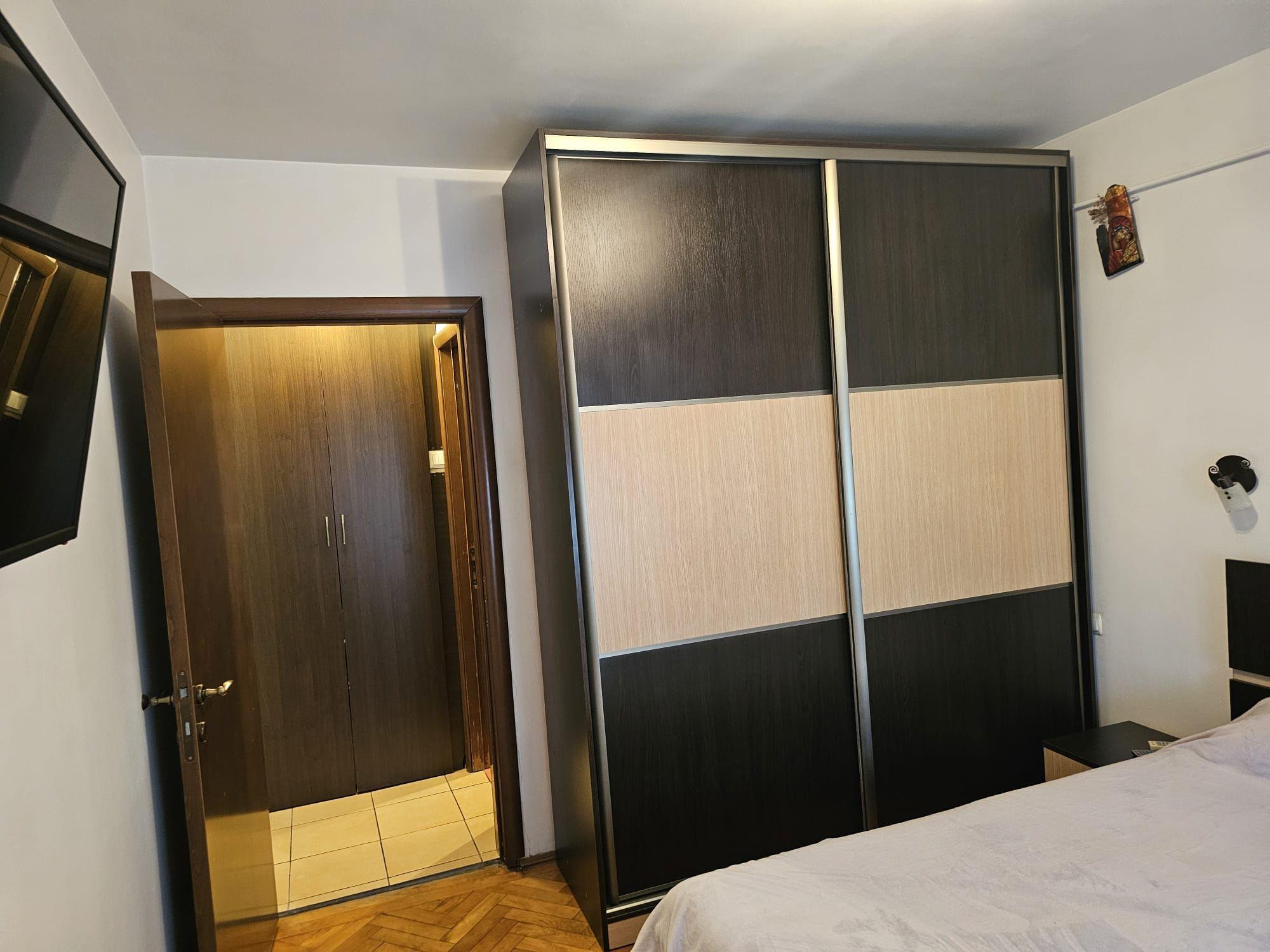 Apartament cu 3 camere, mobilat si utilat - Piata Centrala - 8