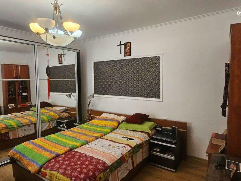 Casă + terasa, 50 mp - zona centrala - Grădina Publică -58000 euro - 3