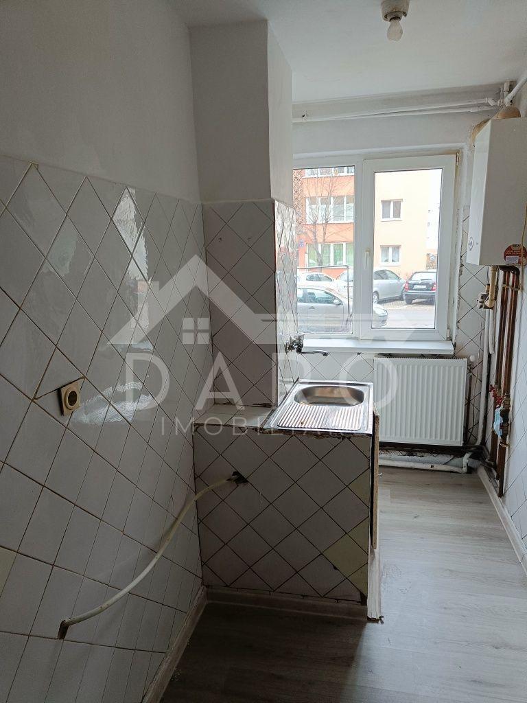🏡 Apartament de vânzare – 2 camere | Parter | Strada Petru Dobra - 1