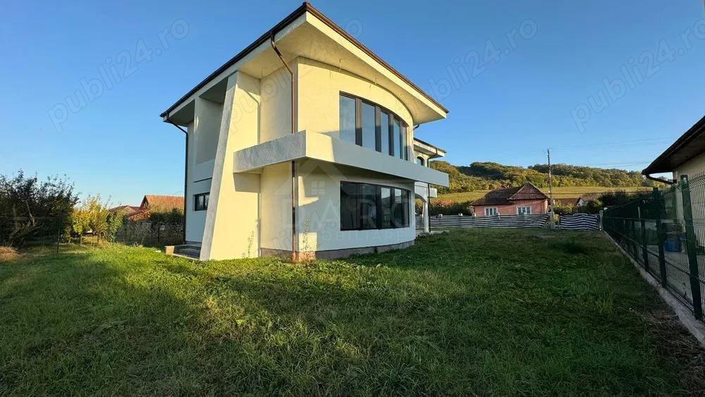 🏡 Casă P+1E+Pod de vânzare | 325 mp utili | Teren 700 mp | - 3