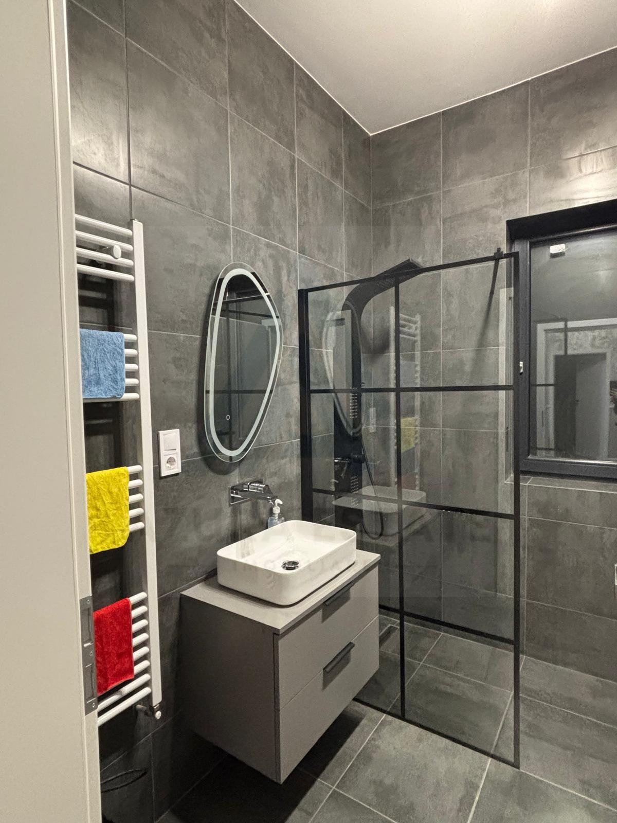 Apartament premium 3 camere prima închiriere balcon 9 mp C. Cisnadiei - 9
