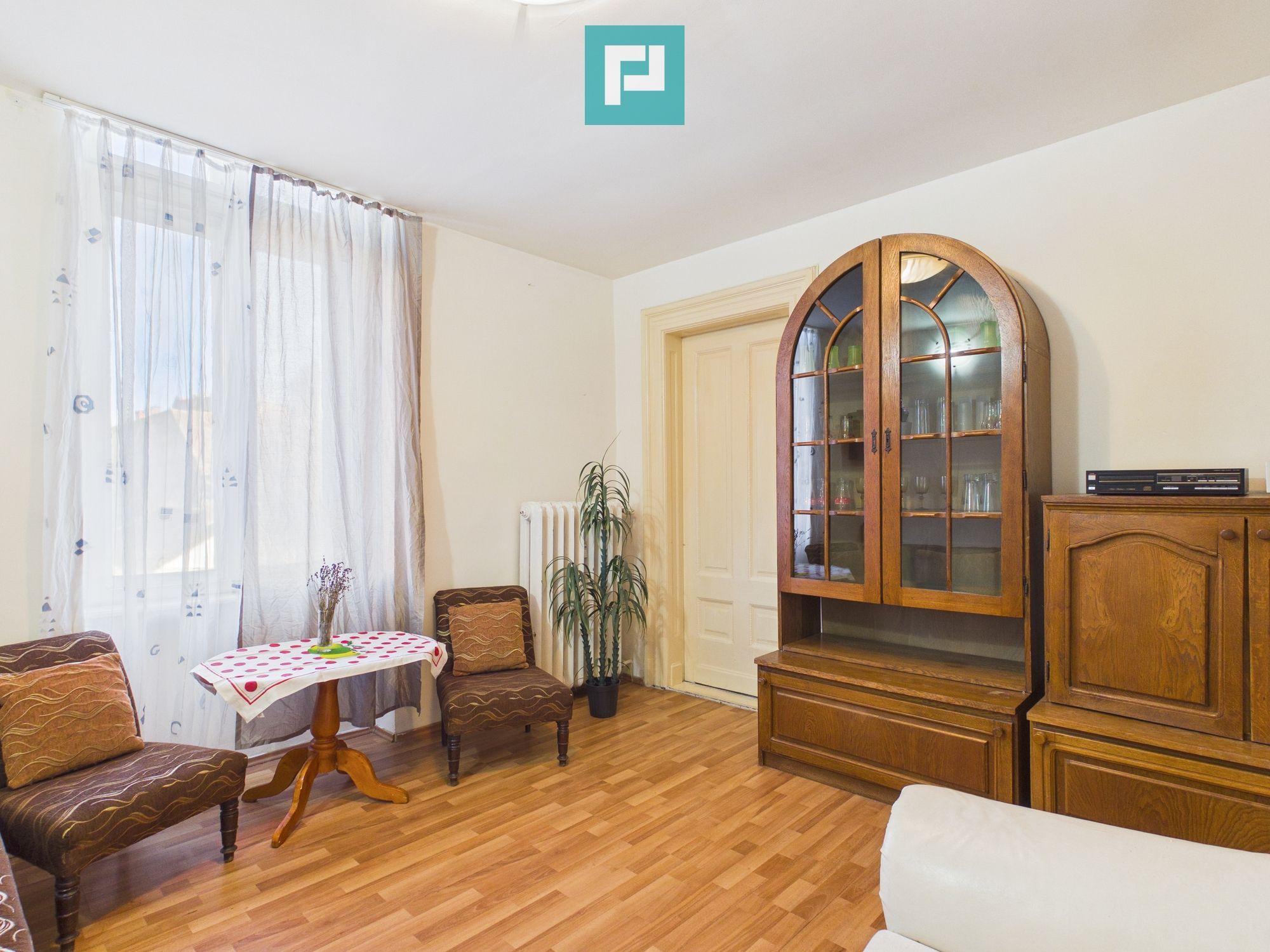 Apartament ultracentral cu 2 camere de închiriat - 1