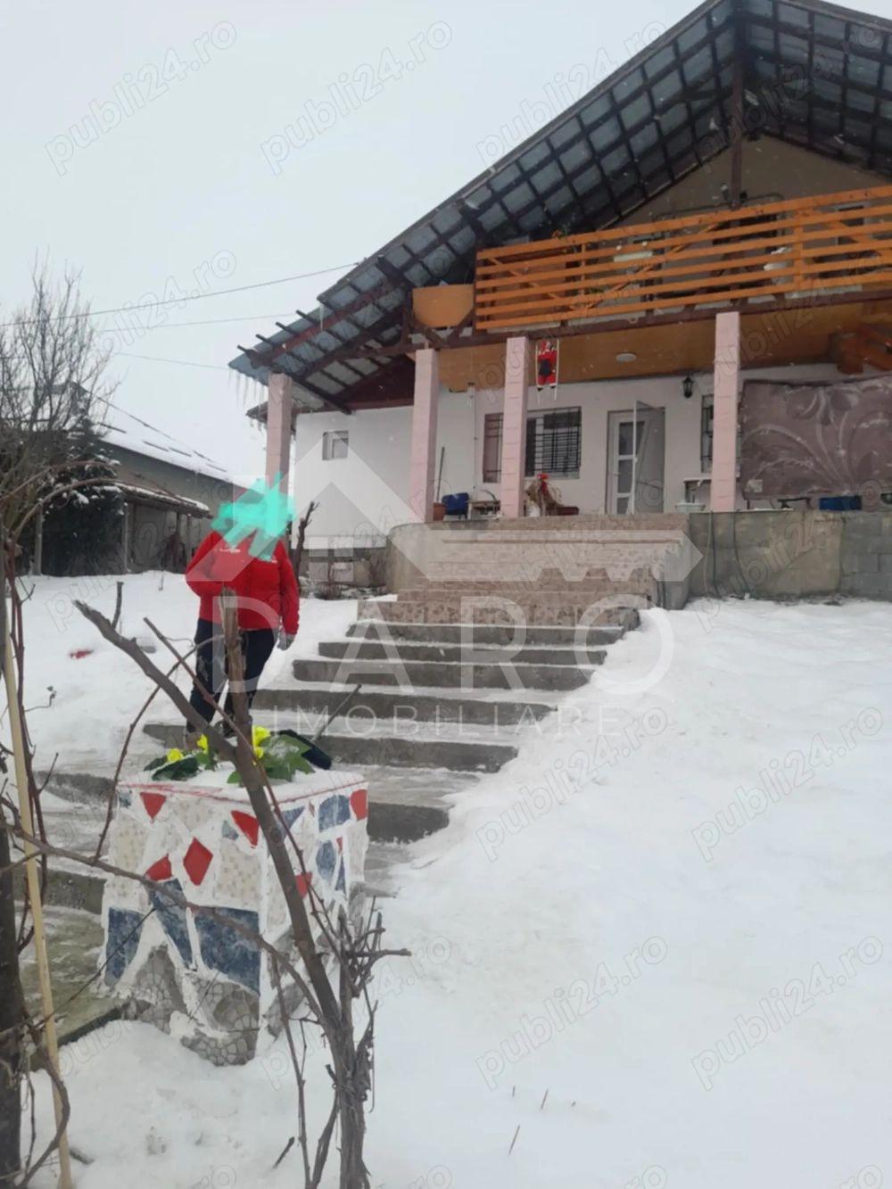 vând casă în Sângeorgiu de Mureș - 5