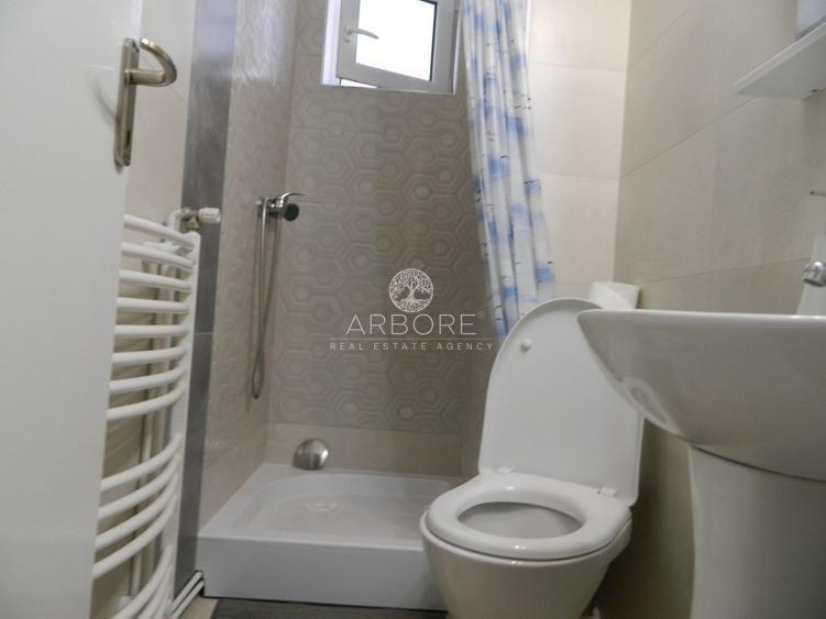 Apartament lux, zona Piata Victoriei, 4 camere , 2 bai, centrala termica terasa - 9