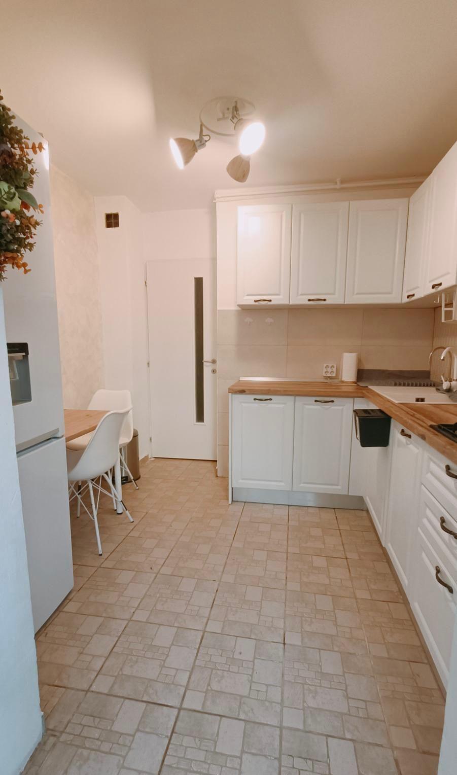 Închiriere apartament 3 camere Tineretului - 1