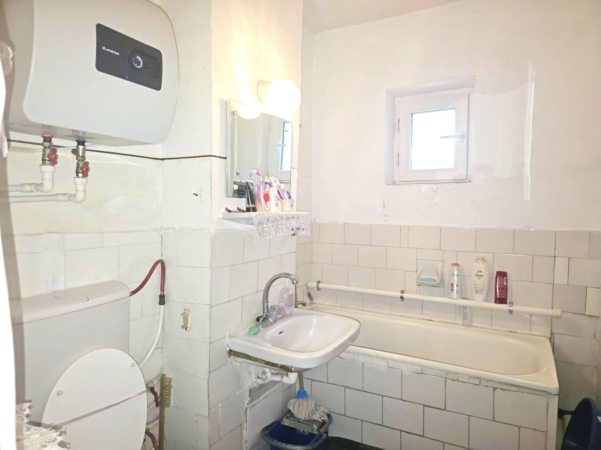 Vanzare - apartament cu 2 camere, Micro 20, J-uri - 51000 euro - 4