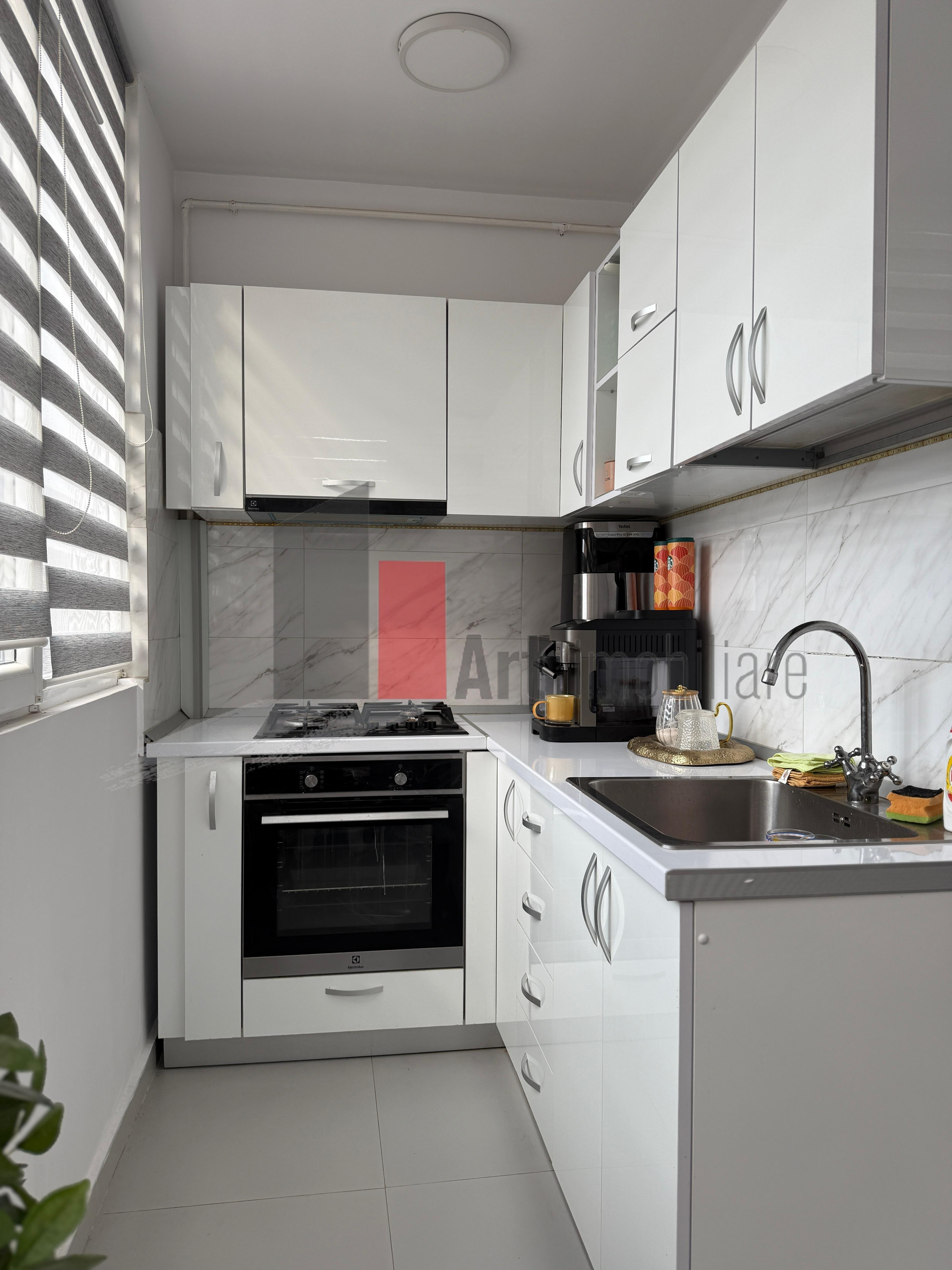 Vand ap 3 camere de lux etaj 1 , Chiajna-Str Sergent Ilie Petre - 13