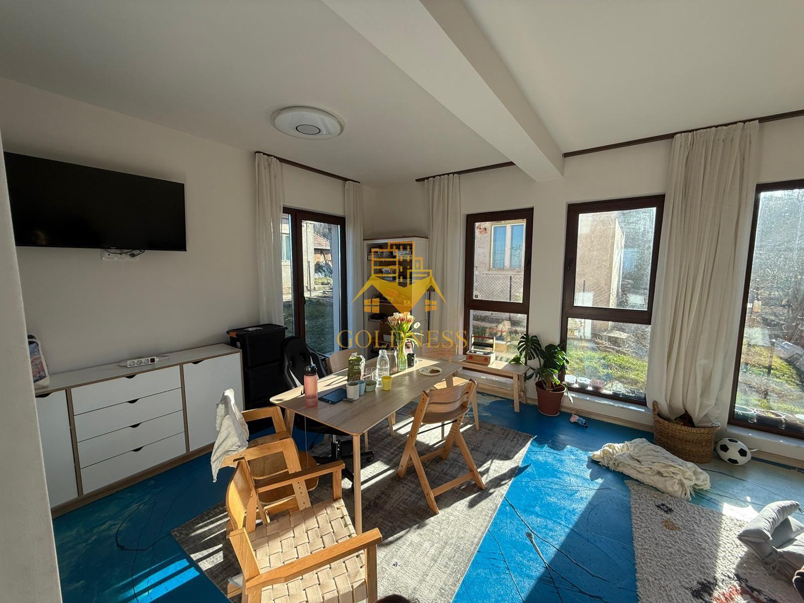 Casa, Gheorgheni sat, 4 Camere decomandate, Parcare, Curte,Petfriendly - 2