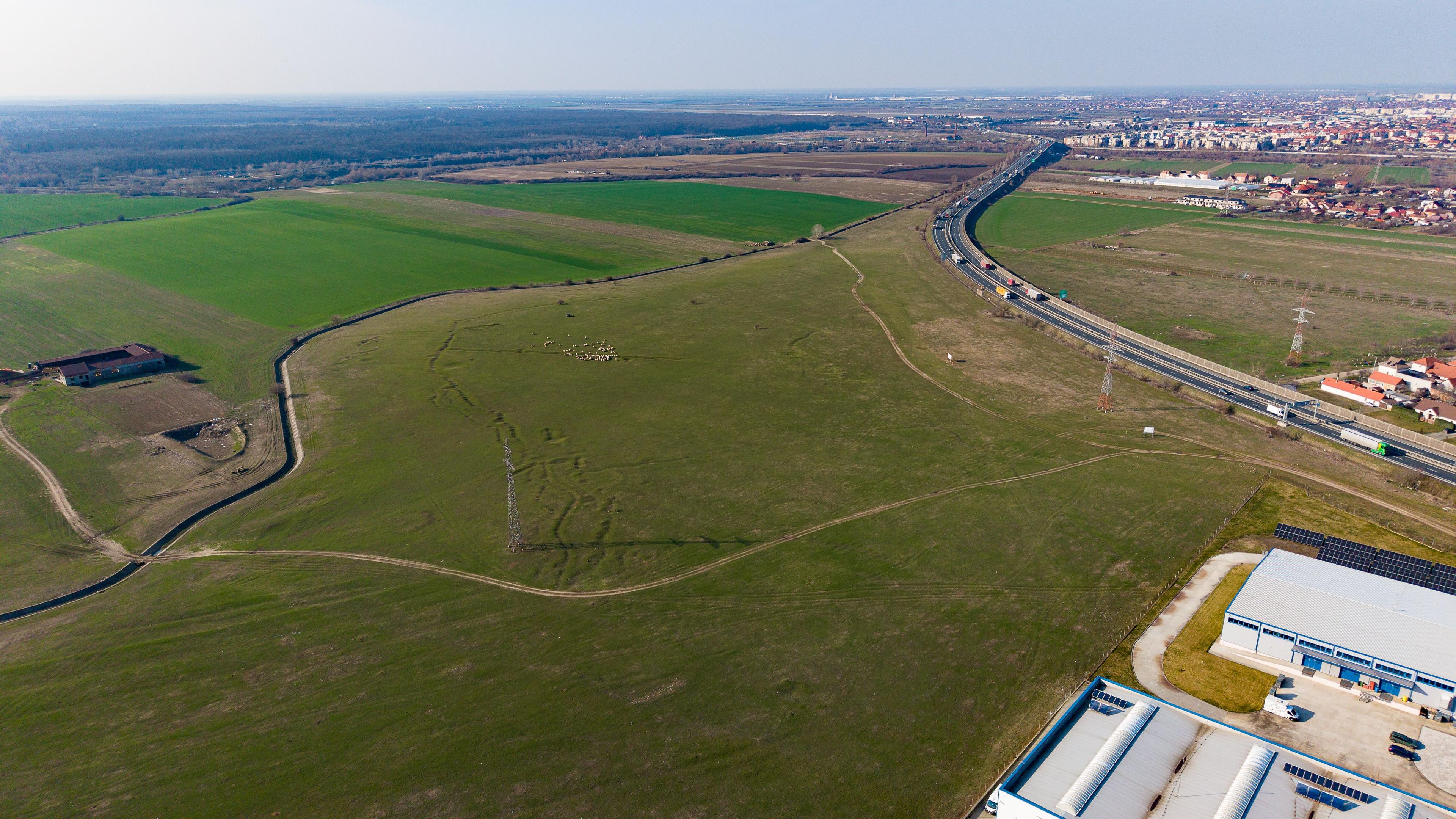 Teren de 107,000mp în zona industrială Zădareni - 6