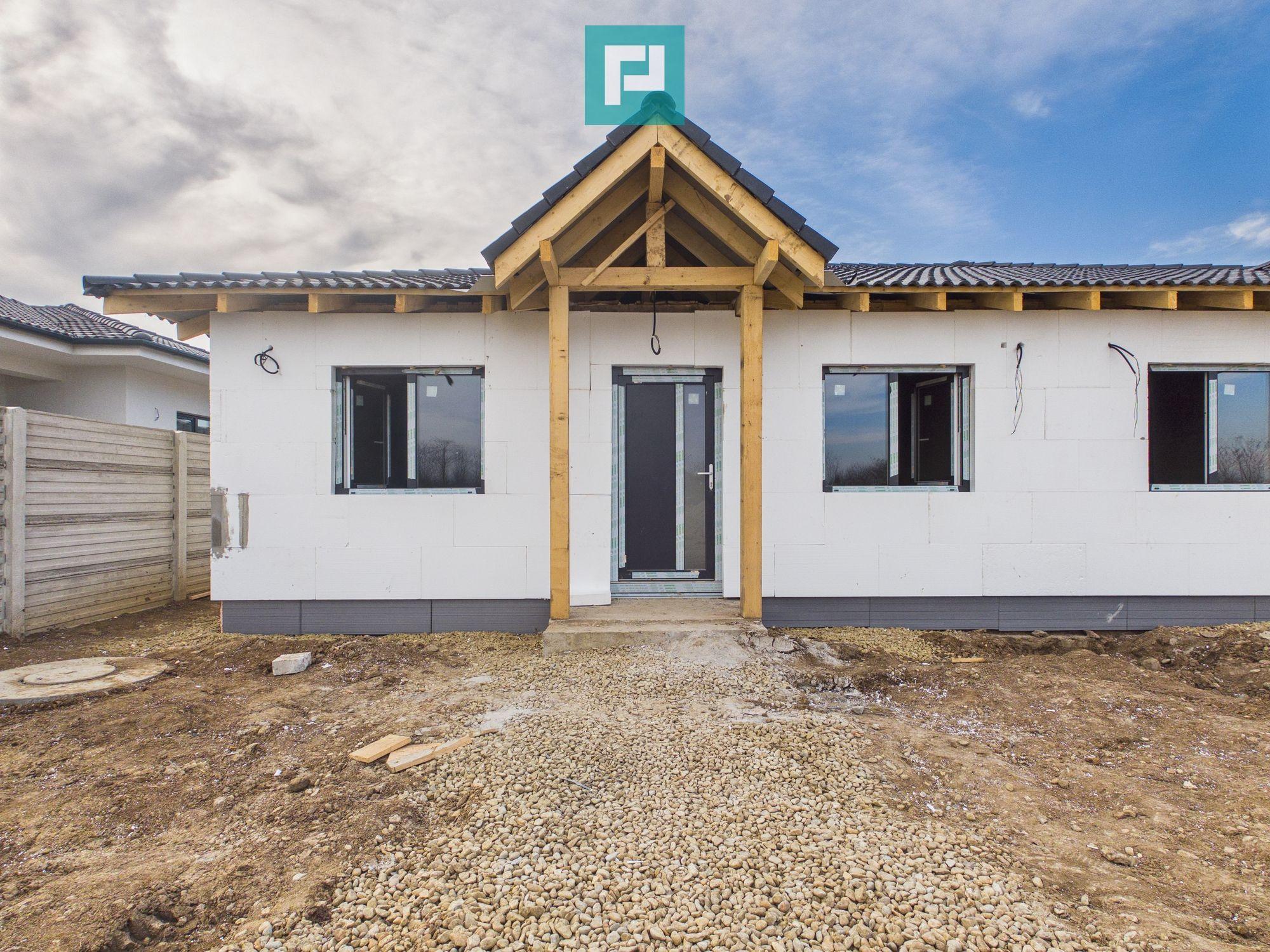 Duplex 3 Dormitoare - Nojorid – La Alb sau Finisat - 3