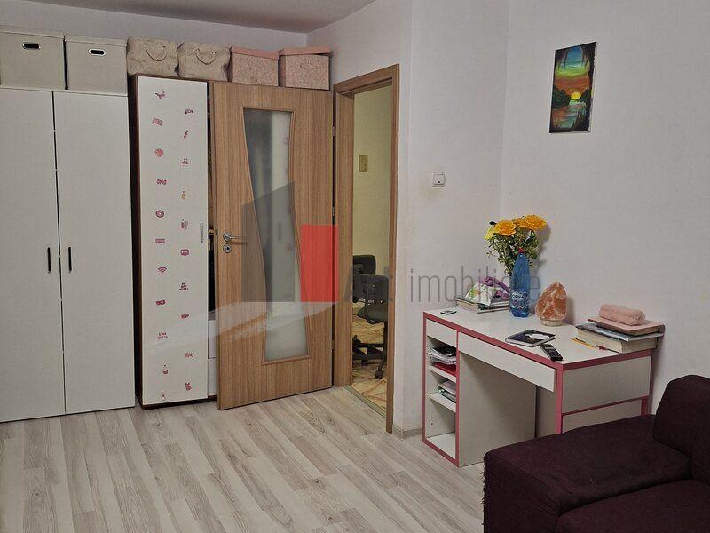 Vânzare garsonieră Berceni - Univ. Spiru Haret - 2