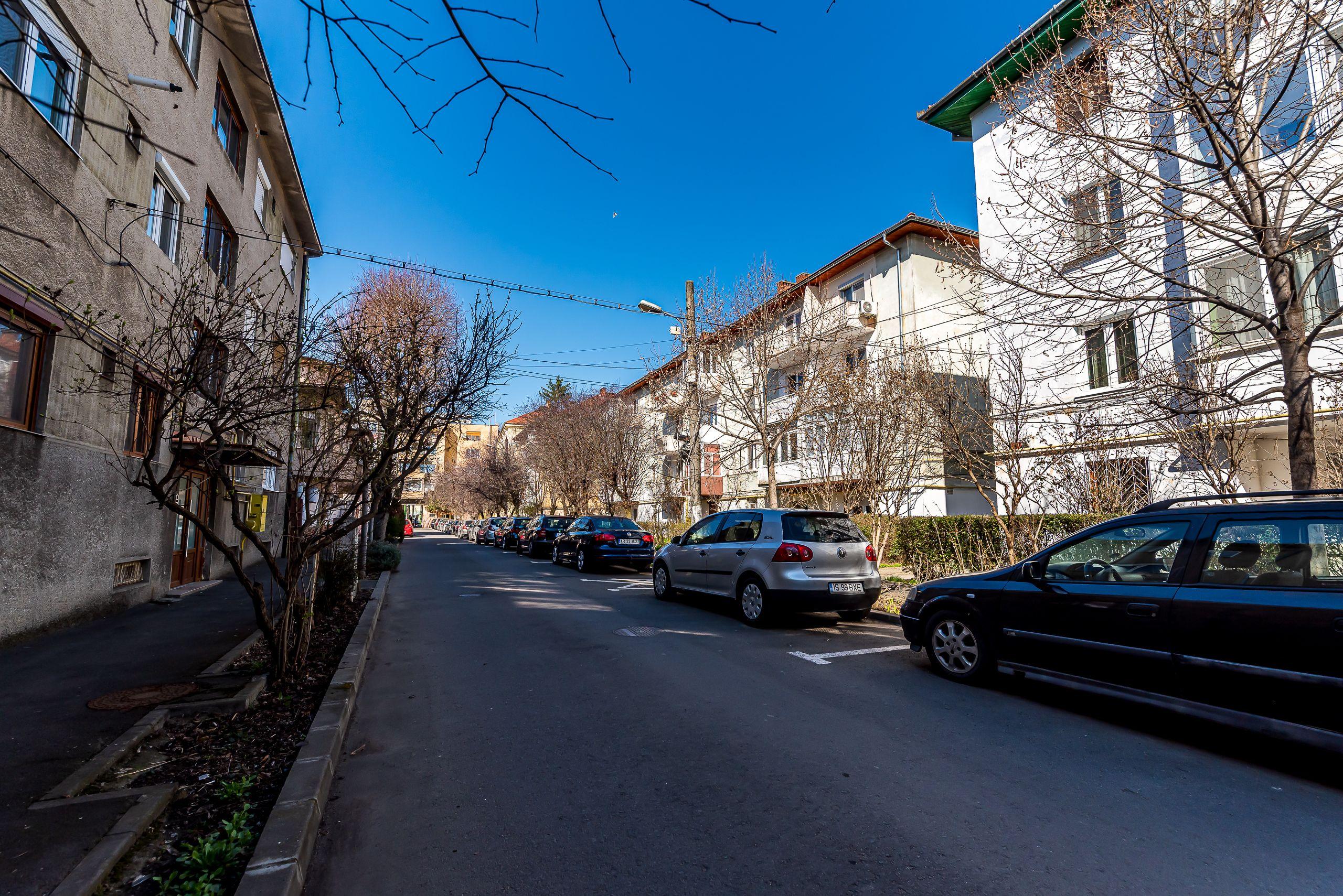 Apartament 2 camere decomandat, Podgoria - COMISION 0 - 7