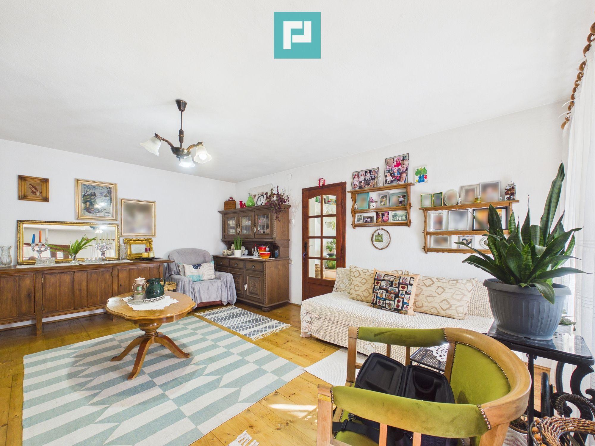 Casă cu 6 camere pe teren de 2029 mp – Miniş - 5