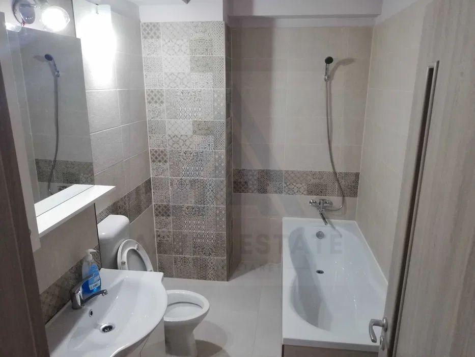 Apartament 3 camere 65 mp utili parcare privata in zona M. Viteazul - 8
