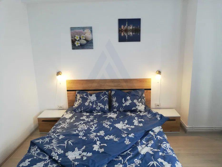 Apartament 3 camere 65 mp utili parcare privata in zona M. Viteazul - 2