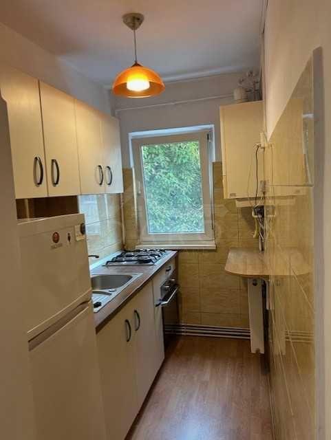 🏡 Apartament 3 camere de închiriat – Aleea Constructorilor - 7