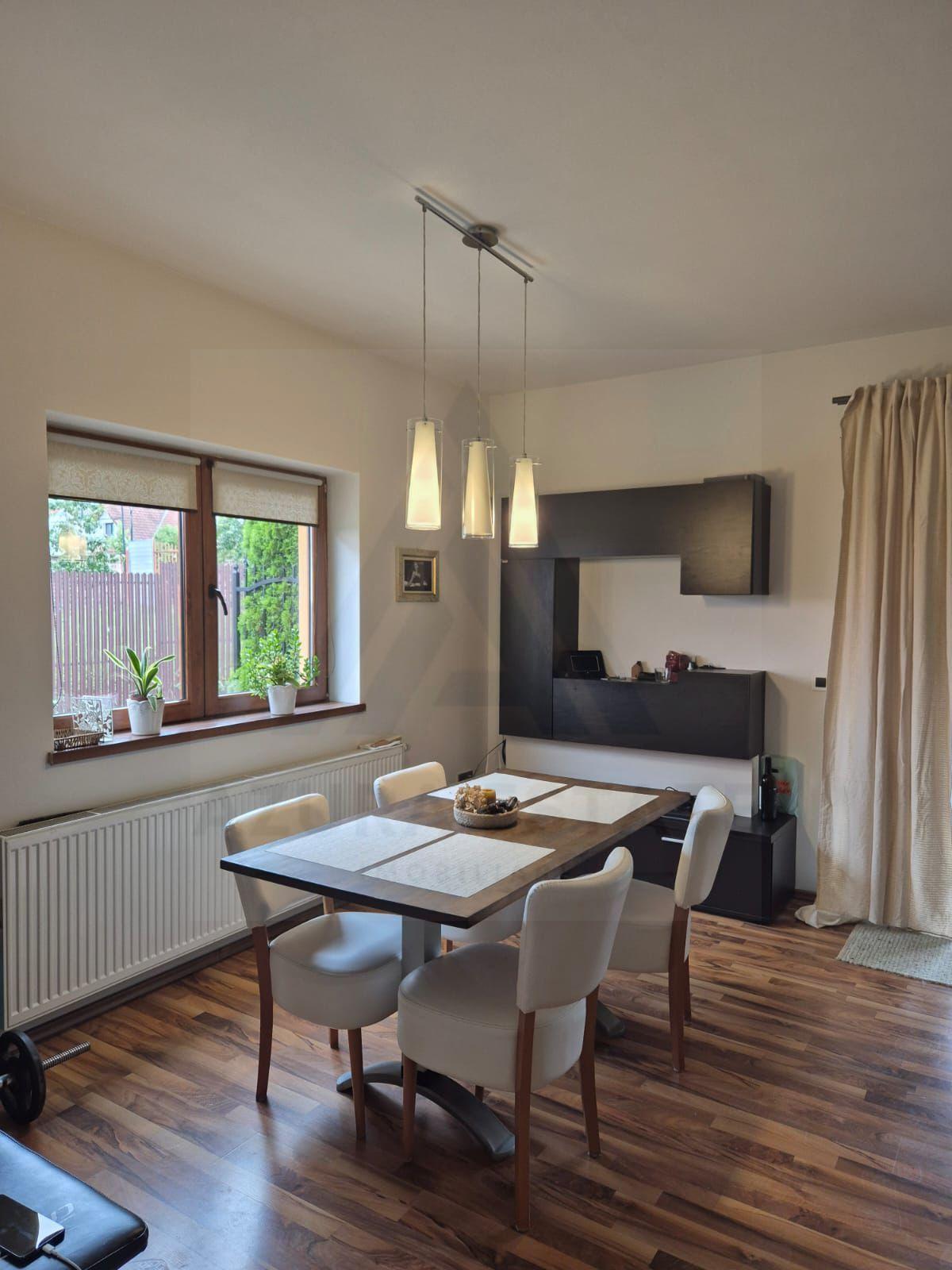 Casa moderna 4 camere 100 mp utili curte si parcare privata Cisnadie - 1