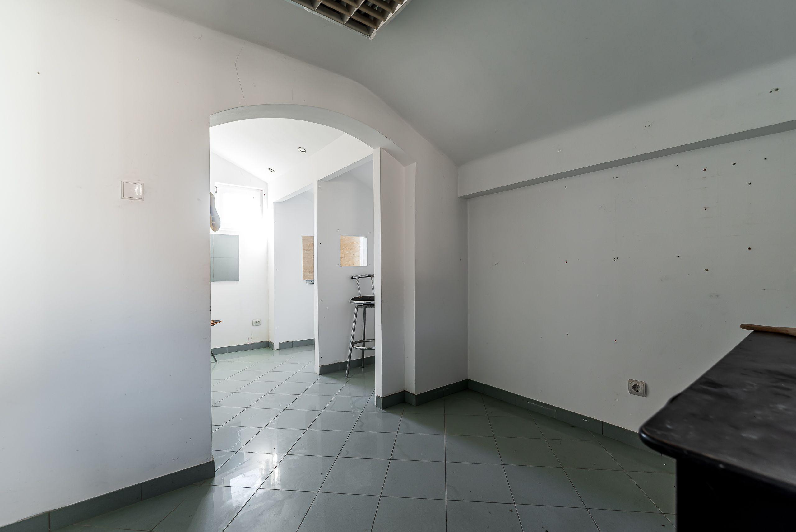Casa ideală pentru familie: școală la 3 min. Zonă foarte liniștită. - 13